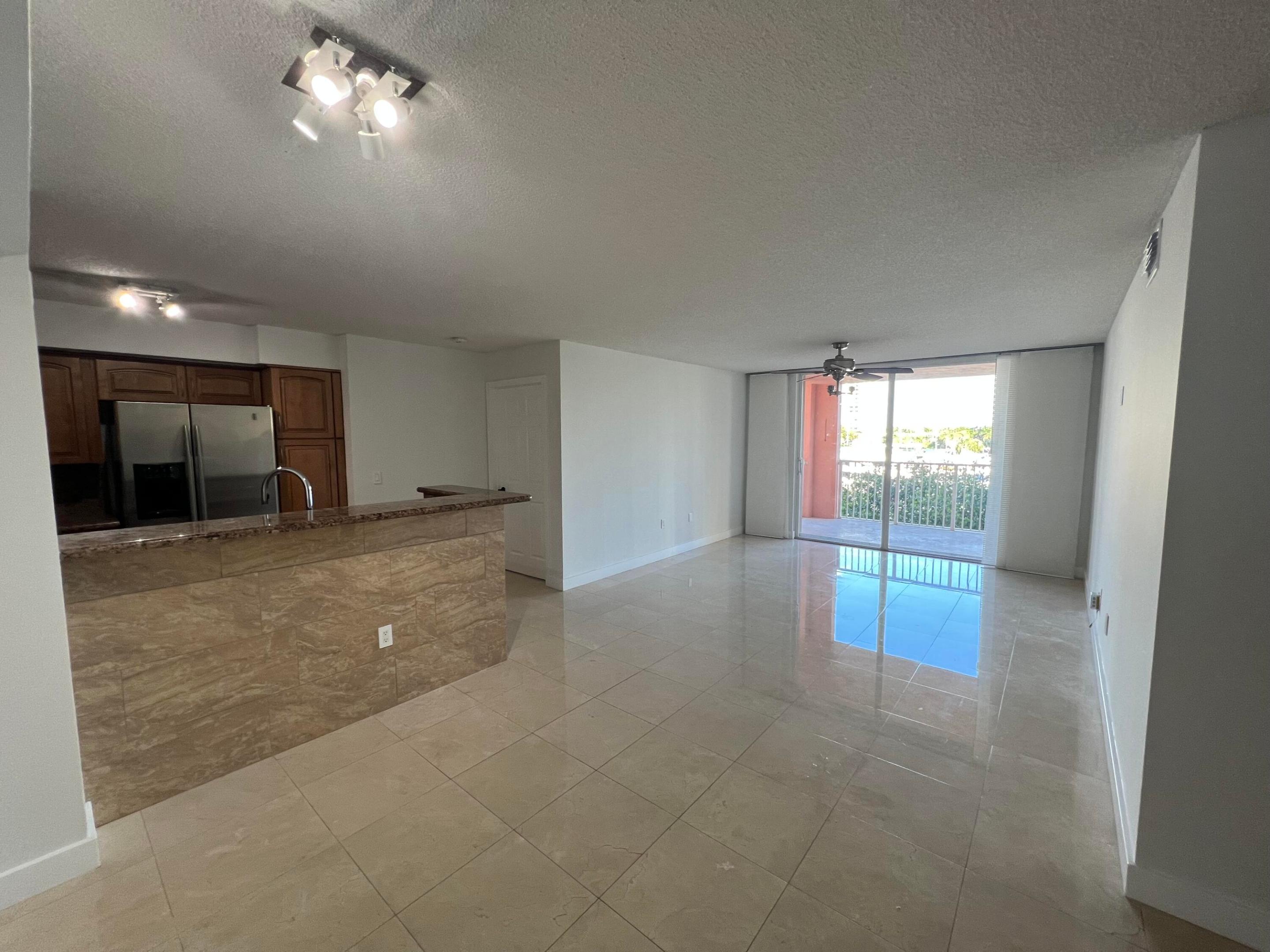 19655 E COUNTRY CLUB #6404, Aventura FL 33180