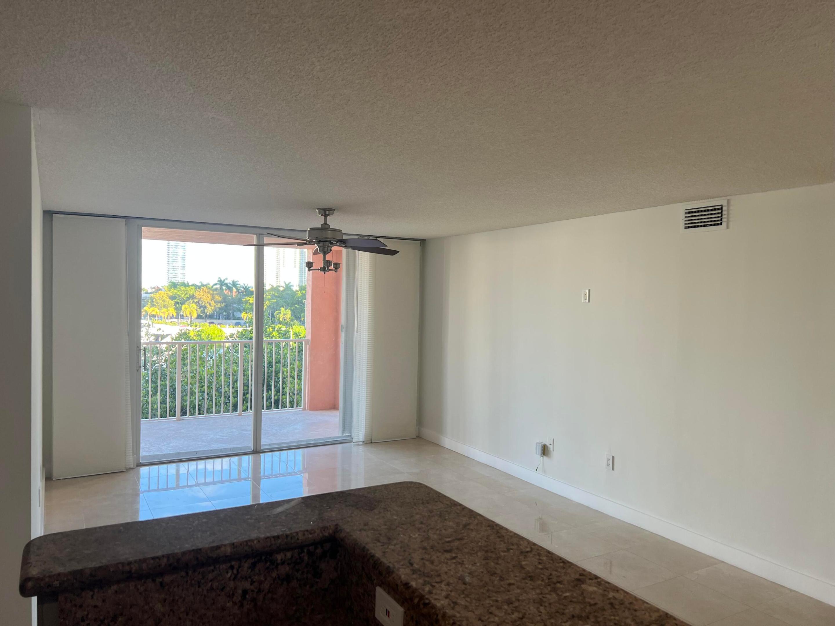 19655 E COUNTRY CLUB #6404, Aventura FL 33180