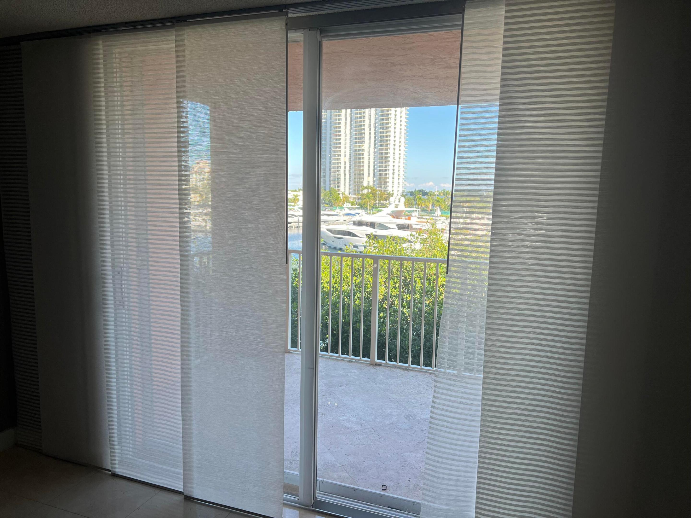 19655 E COUNTRY CLUB #6404, Aventura FL 33180