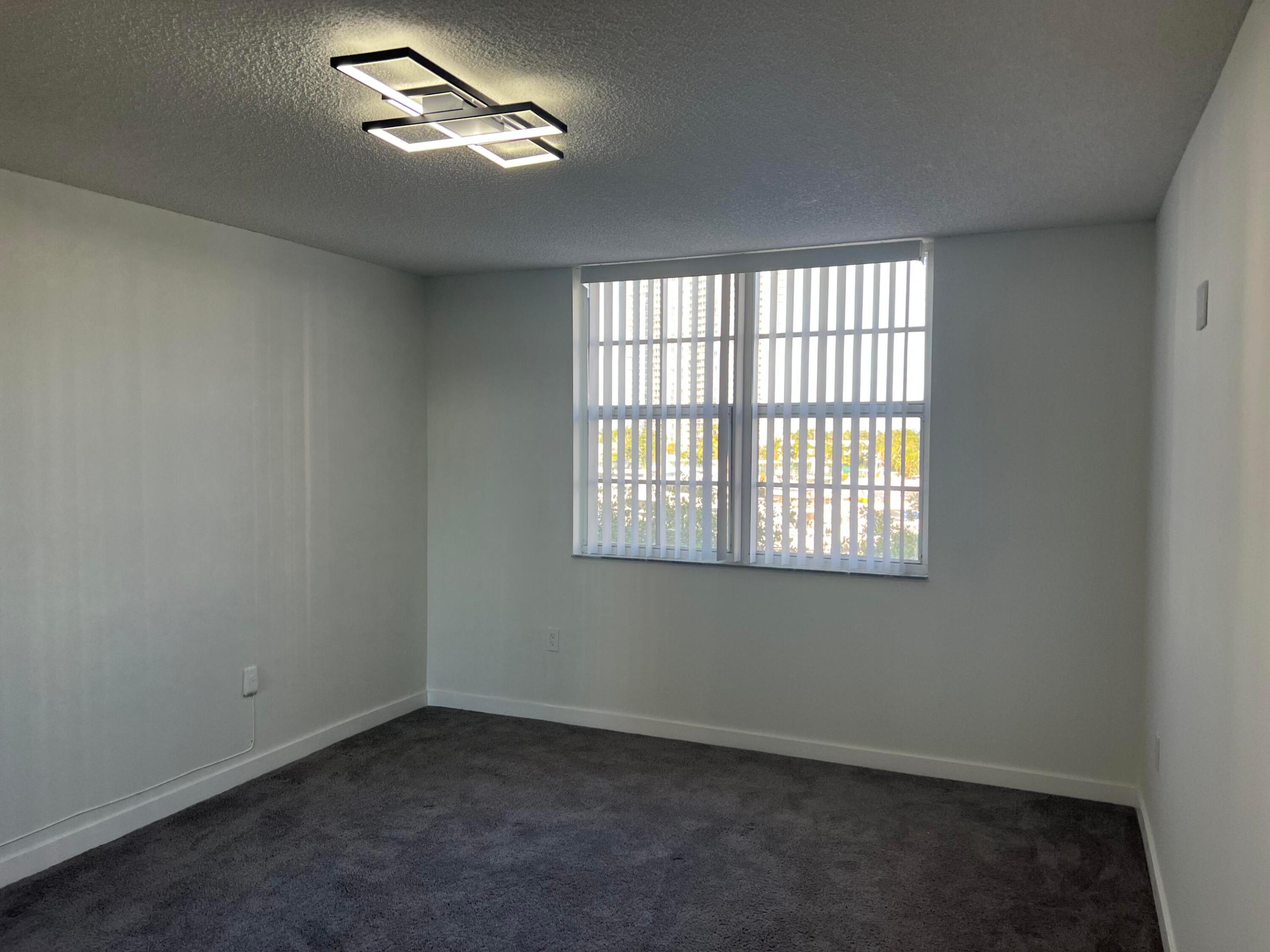 19655 E COUNTRY CLUB #6404, Aventura FL 33180