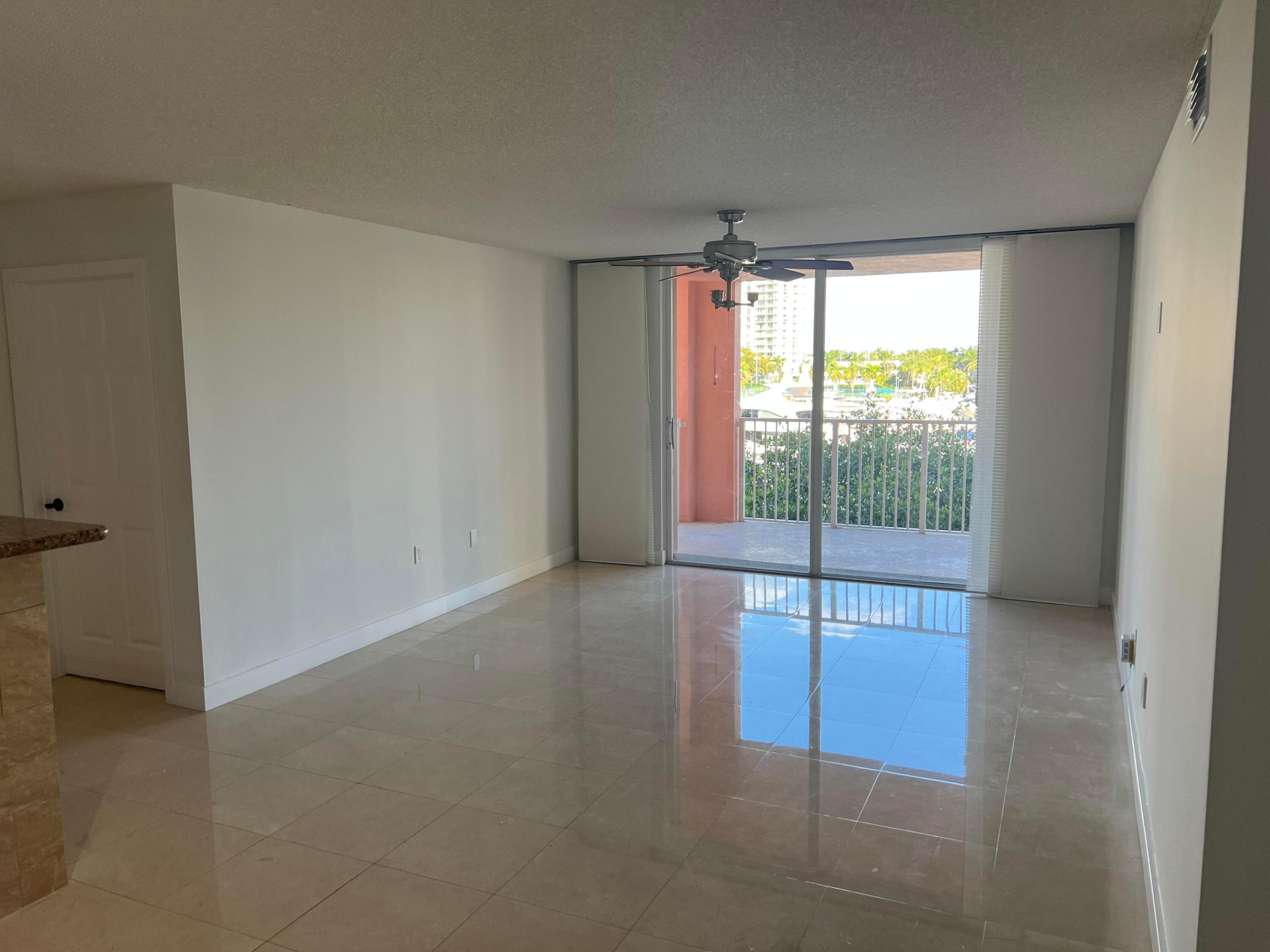 19655 E COUNTRY CLUB #6404, Aventura FL 33180