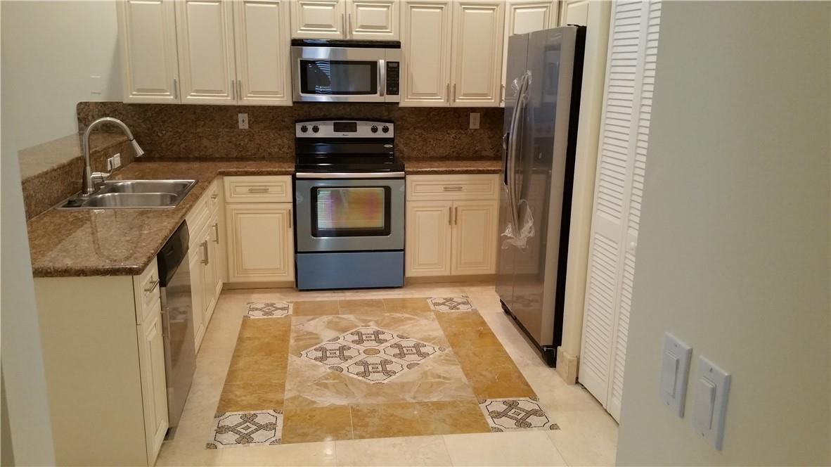 6908 NW 33RD, Margate FL 33063