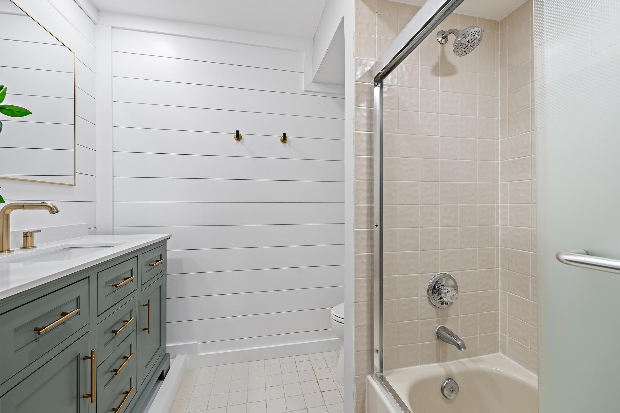 130 Brackenwood, Palm Beach Gardens FL 33418