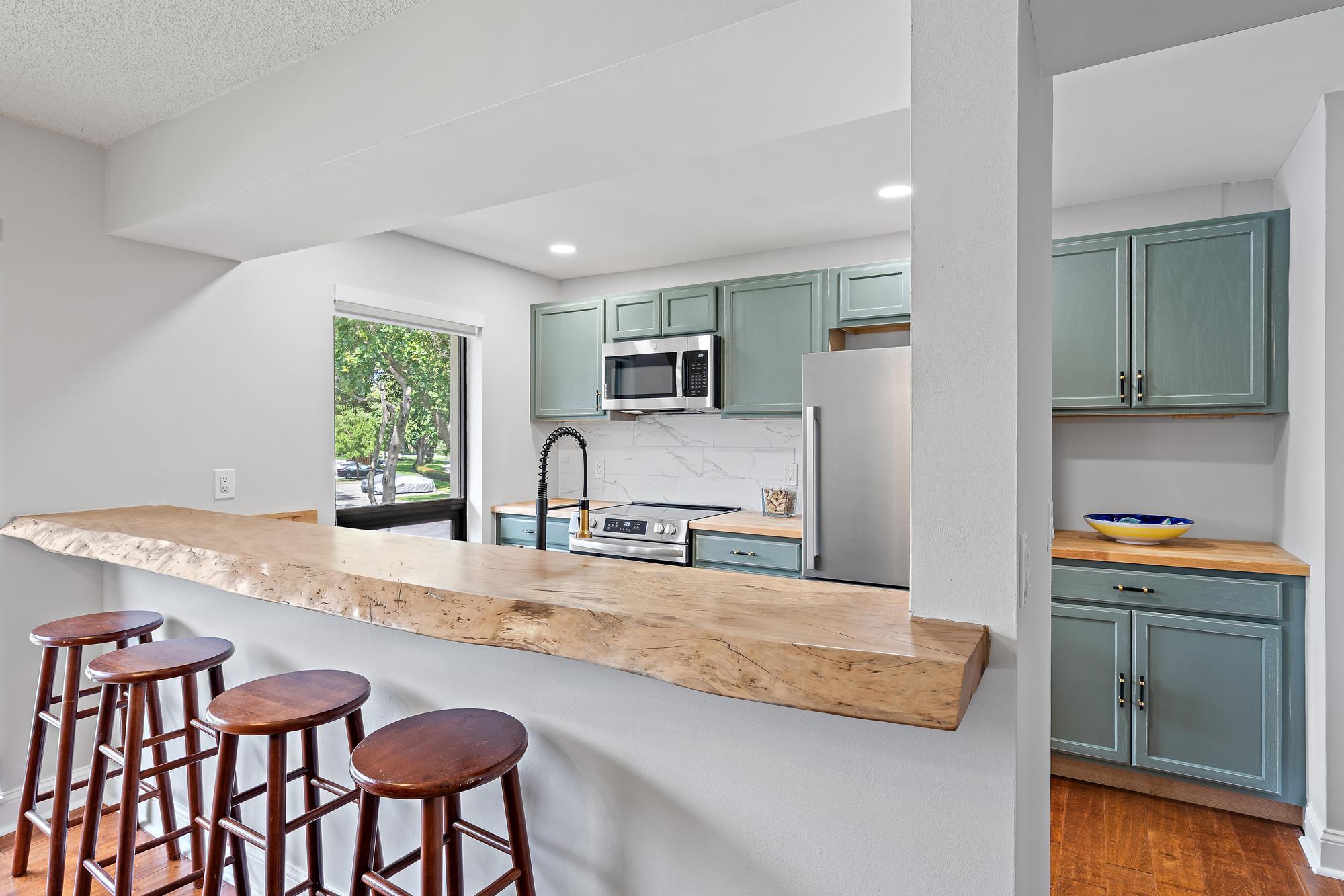 130 Brackenwood, Palm Beach Gardens FL 33418