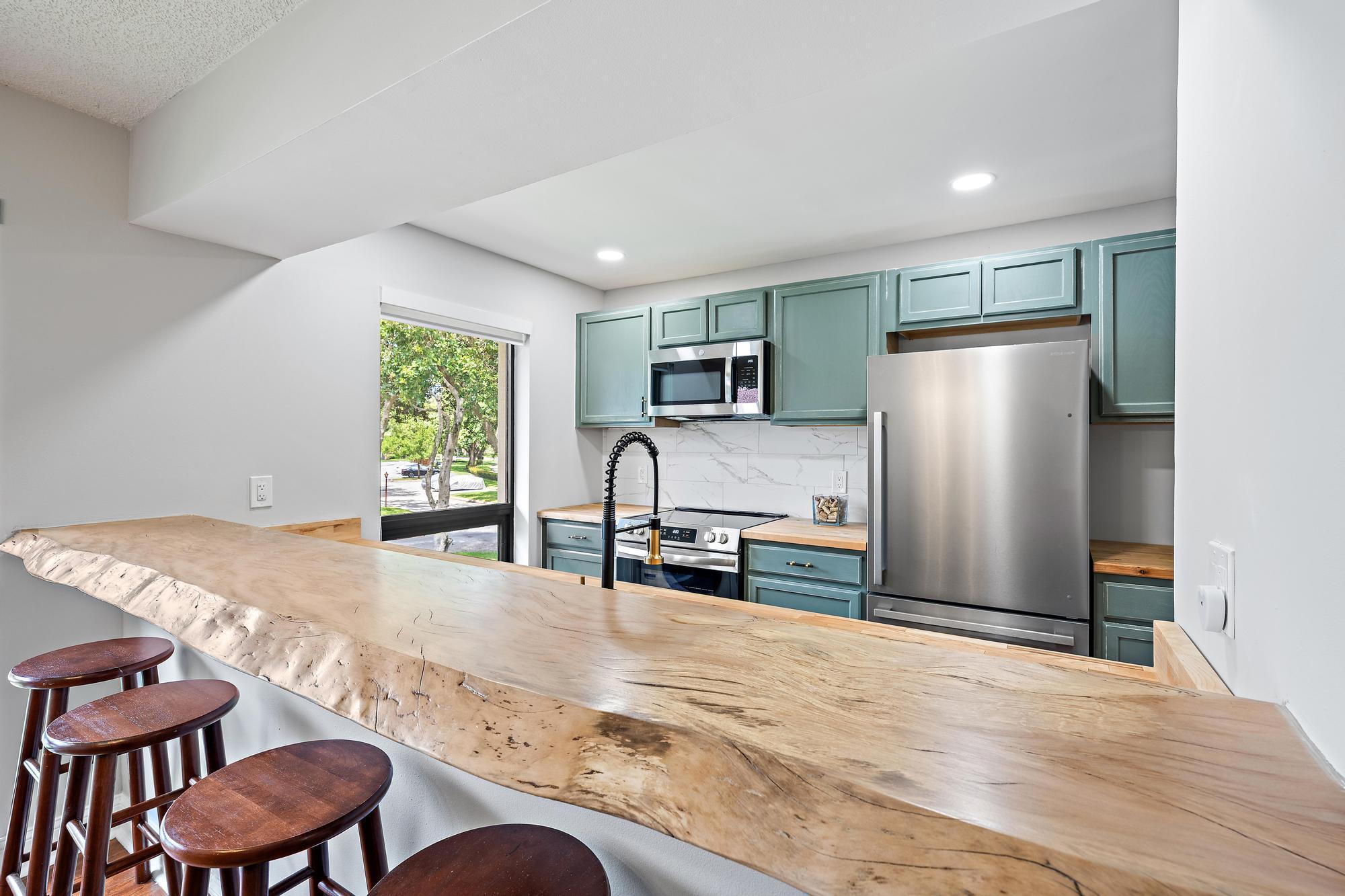 130 Brackenwood, Palm Beach Gardens FL 33418