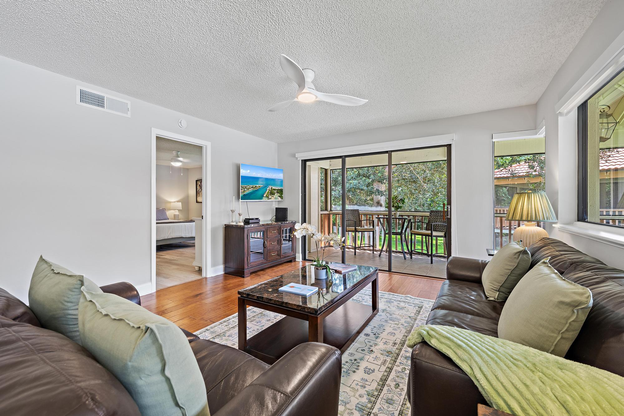 130 Brackenwood, Palm Beach Gardens FL 33418