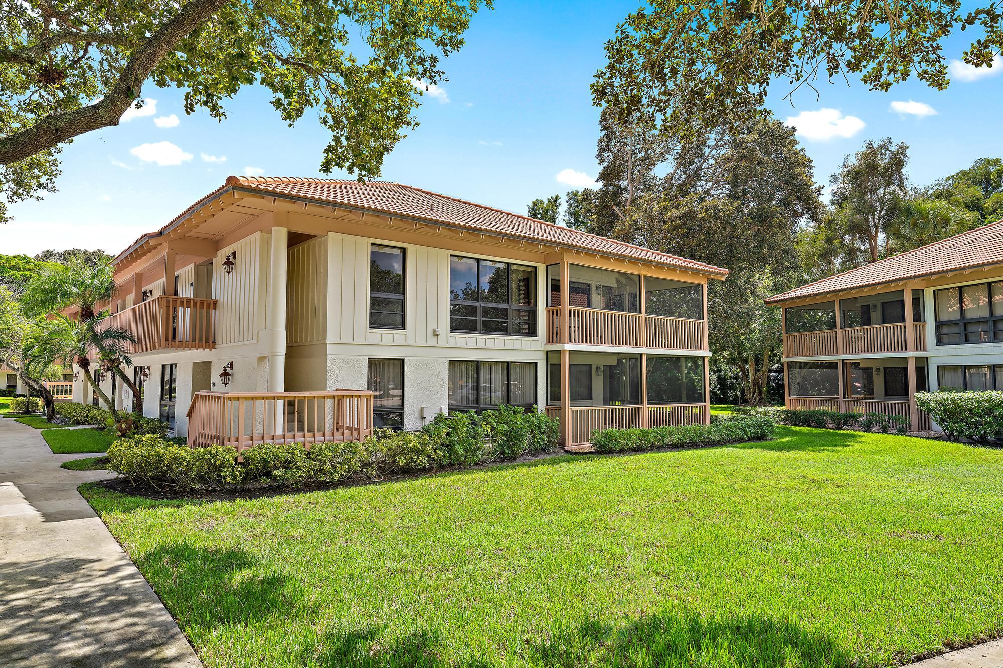 130 Brackenwood, Palm Beach Gardens FL 33418