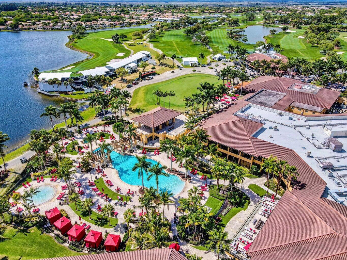 130 Brackenwood, Palm Beach Gardens FL 33418