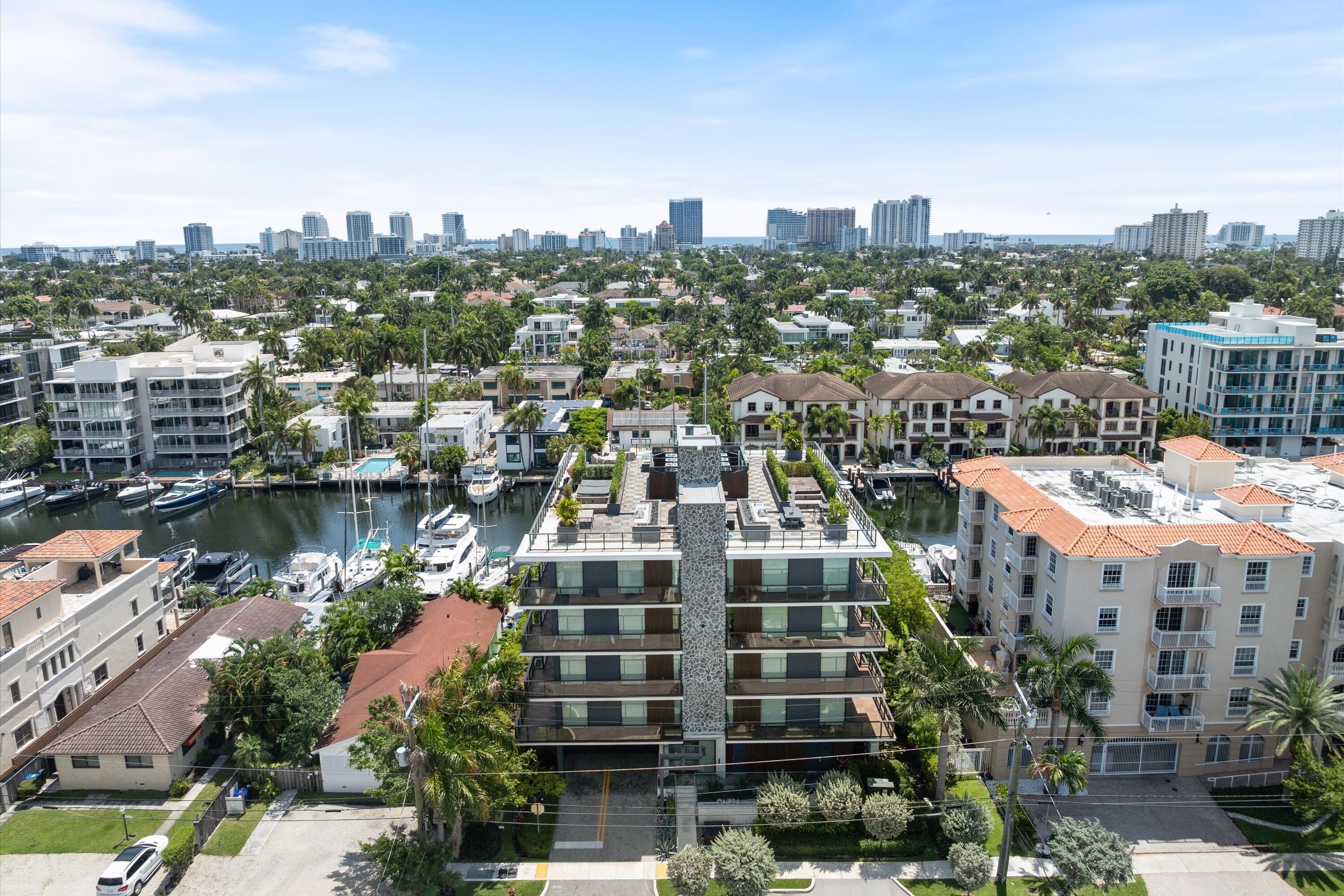 124 HENDRICKS #PH401, Fort Lauderdale FL 33301