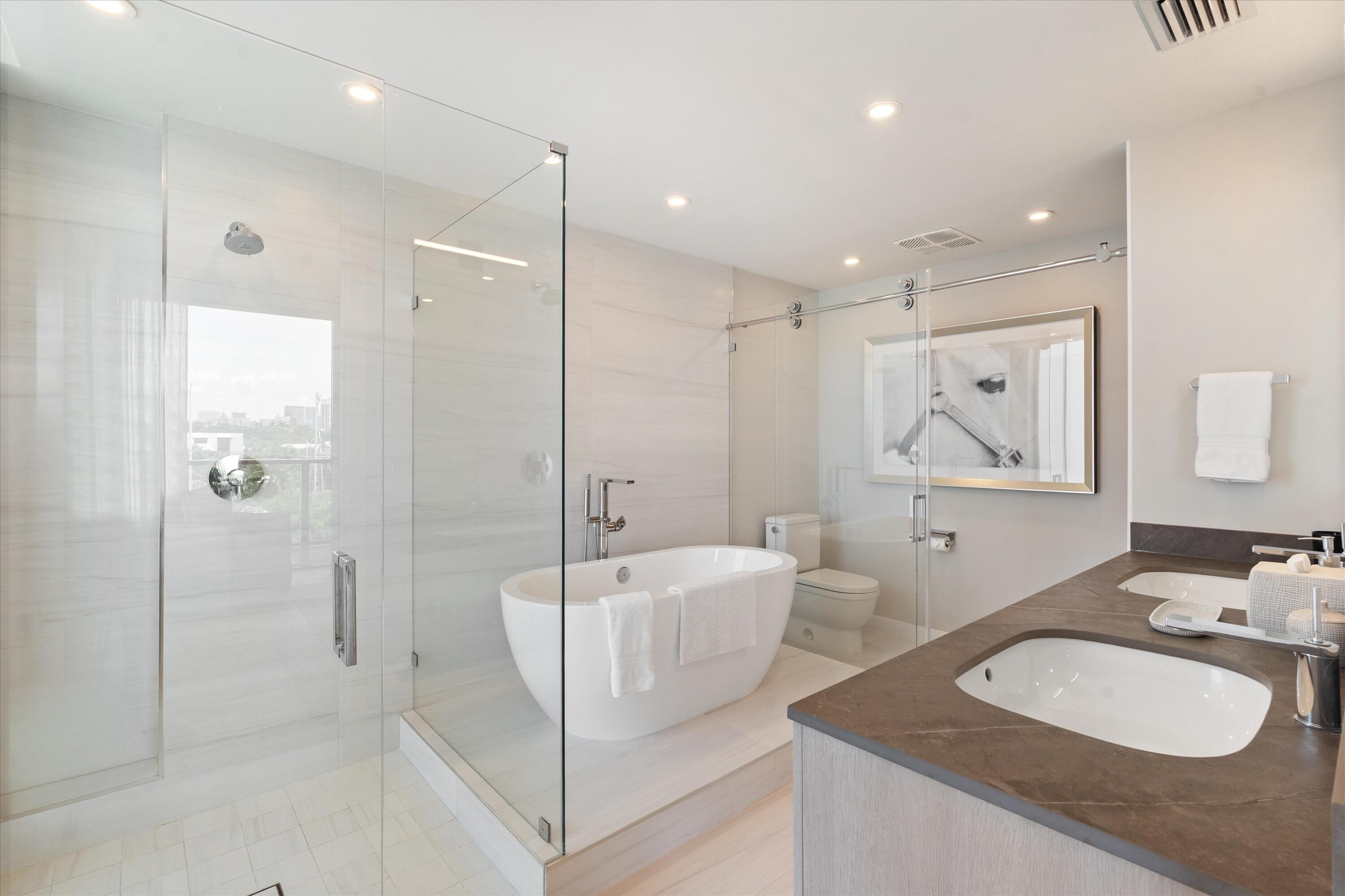 124 HENDRICKS #PH401, Fort Lauderdale FL 33301