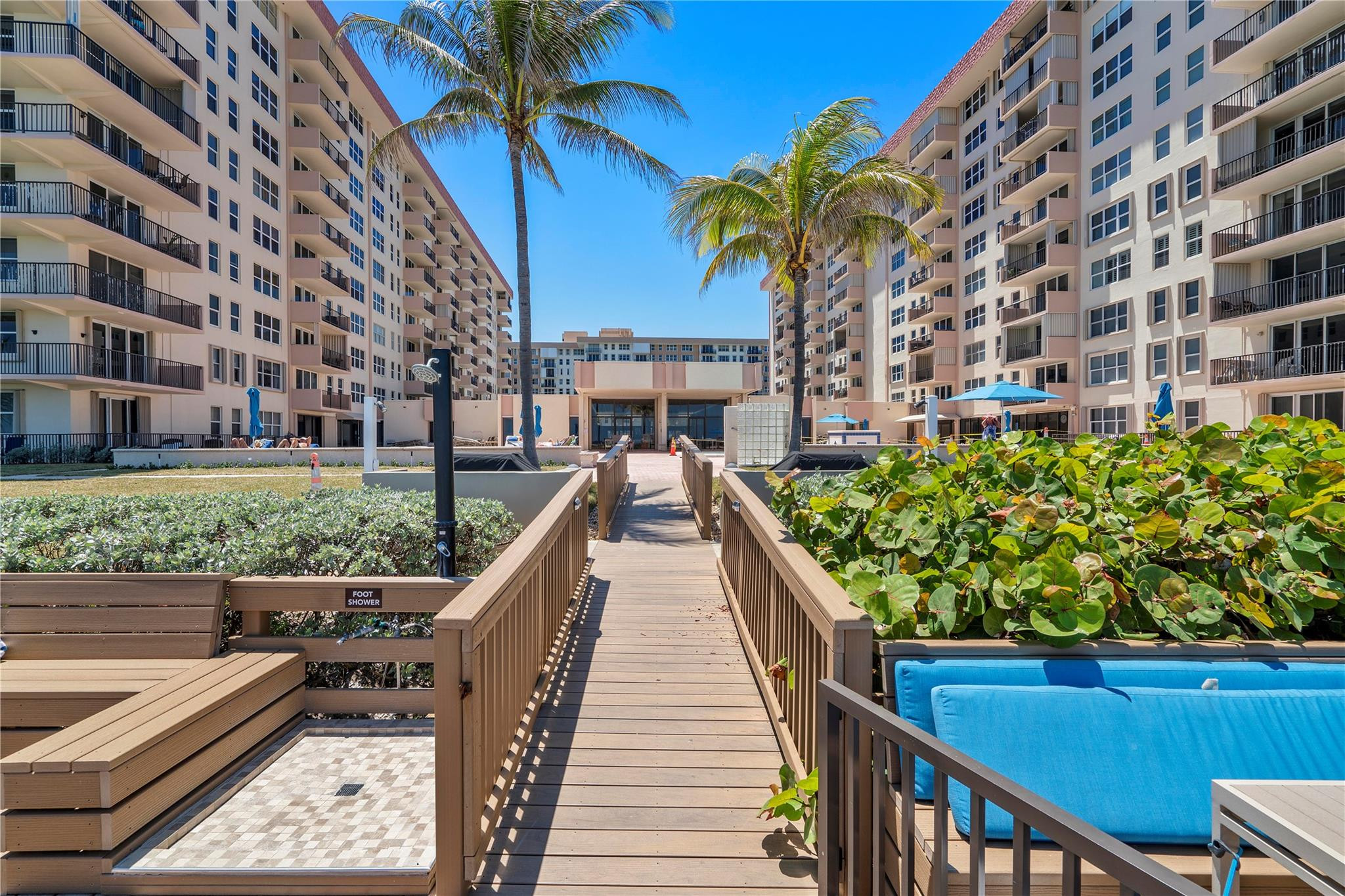 1149 HILLSBORO MILE #808, Hillsboro Beach FL 33062
