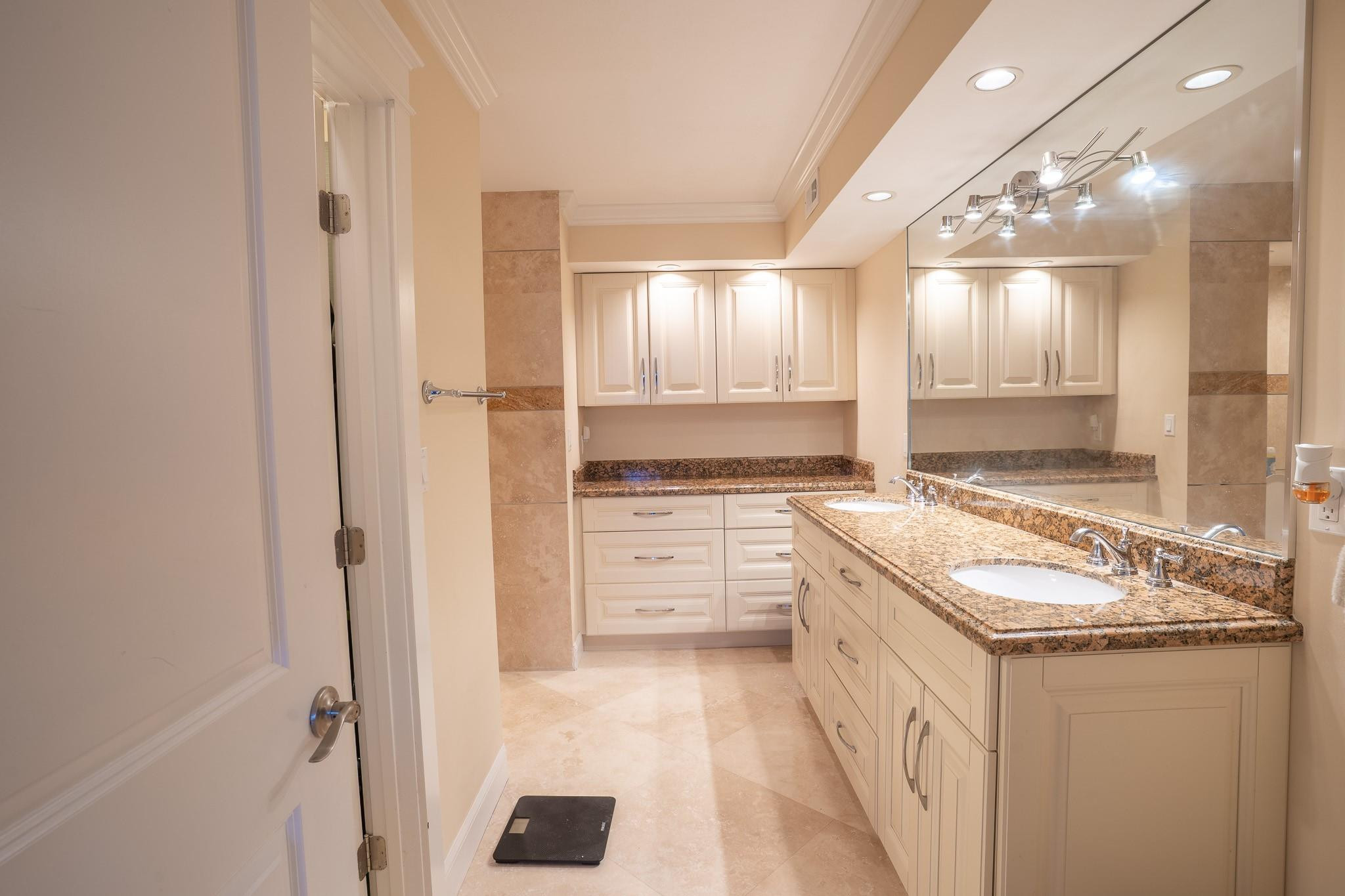 1149 HILLSBORO MILE #808, Hillsboro Beach FL 33062