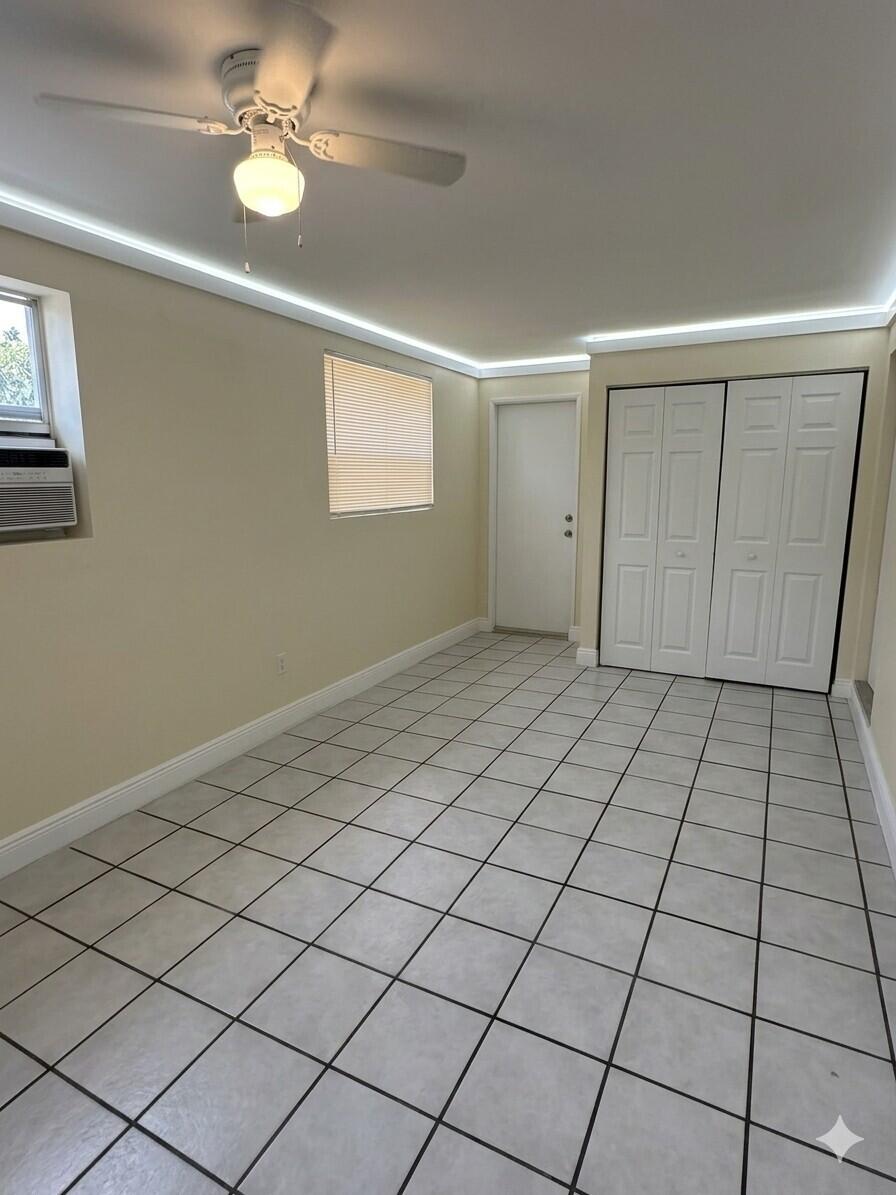 6741 NW 8TH, Margate FL 33063