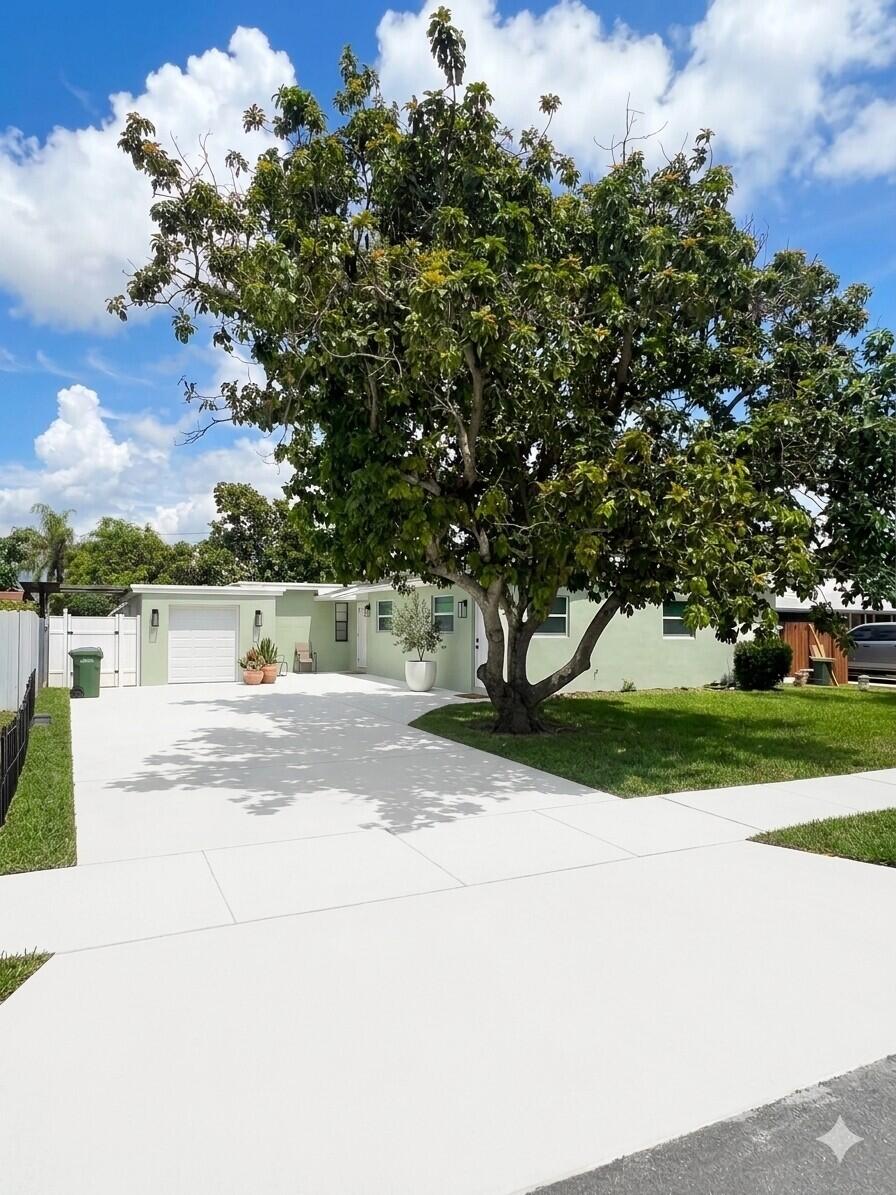 6741 NW 8TH, Margate FL 33063