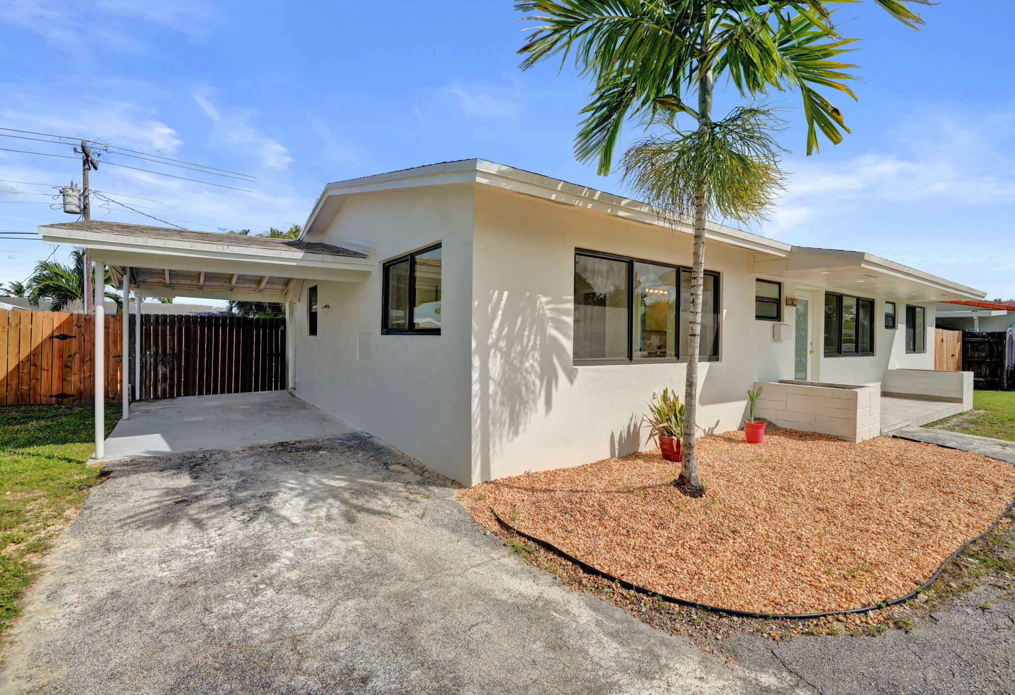 4901 SW 94th, Miami FL 33165
