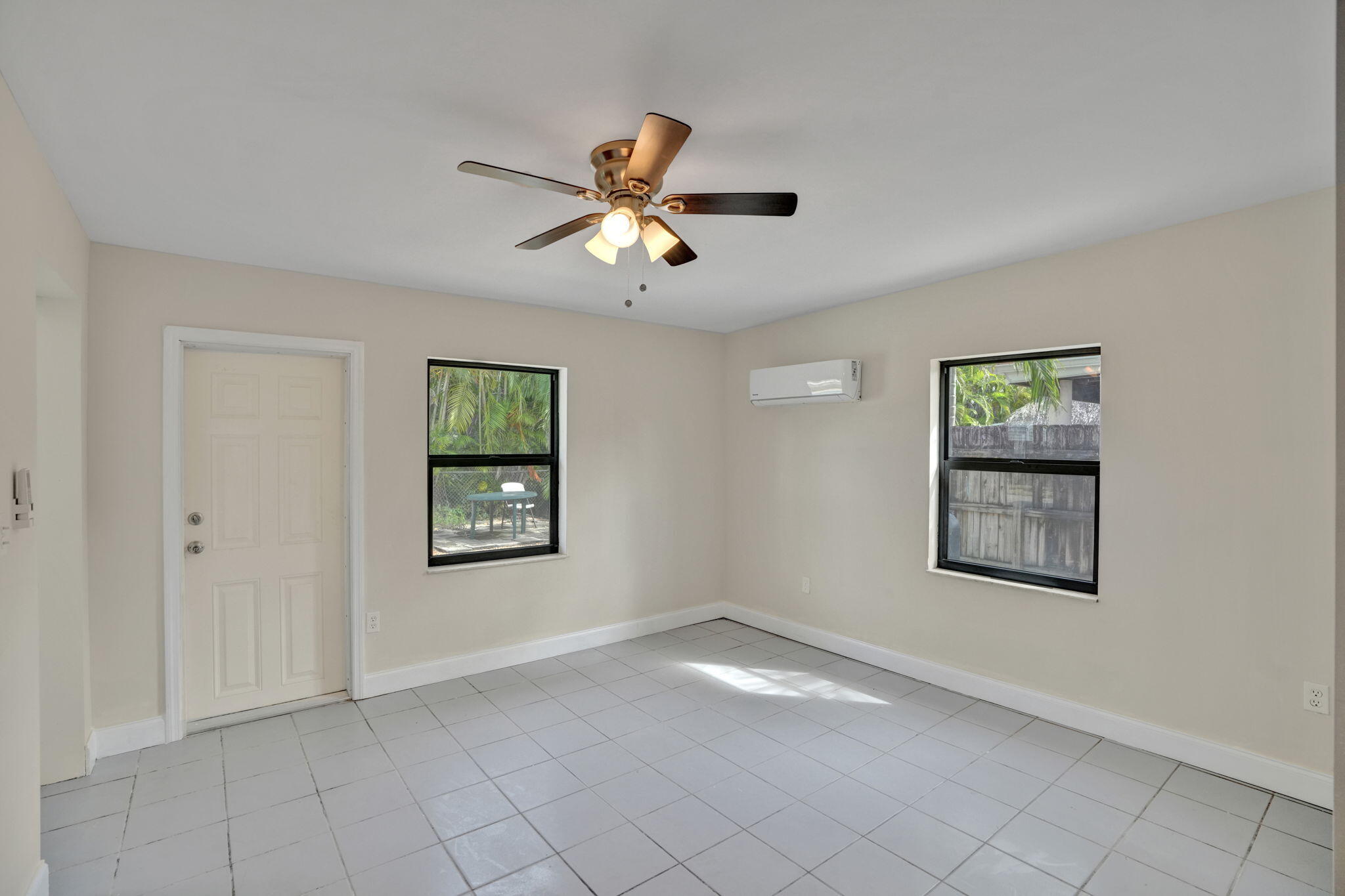4901 SW 94th, Miami FL 33165