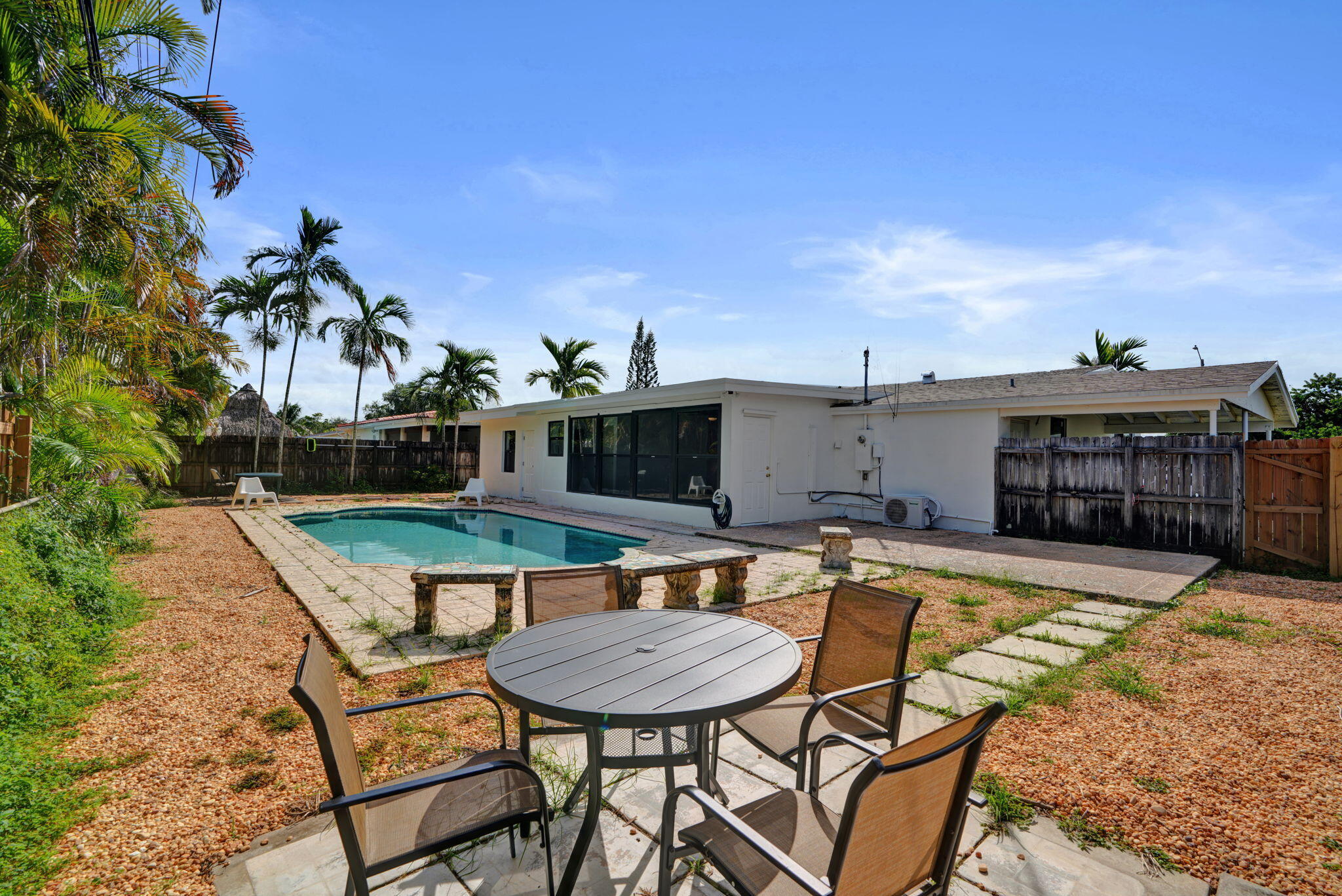 4901 SW 94th, Miami FL 33165