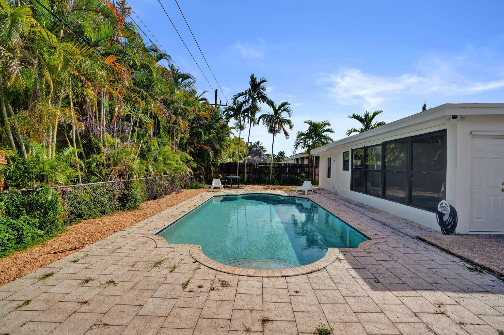 4901 SW 94th, Miami FL 33165