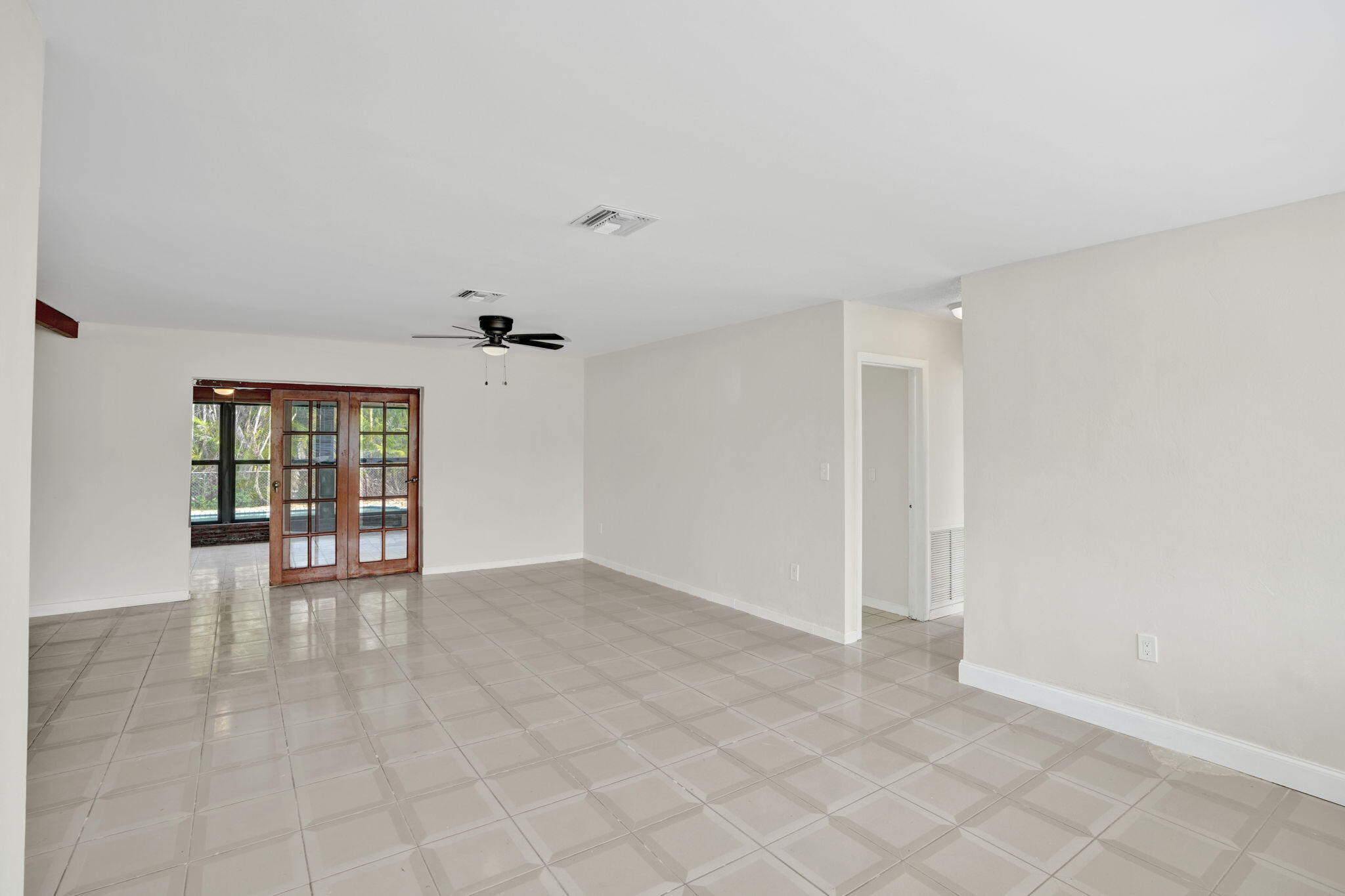 4901 SW 94th, Miami FL 33165