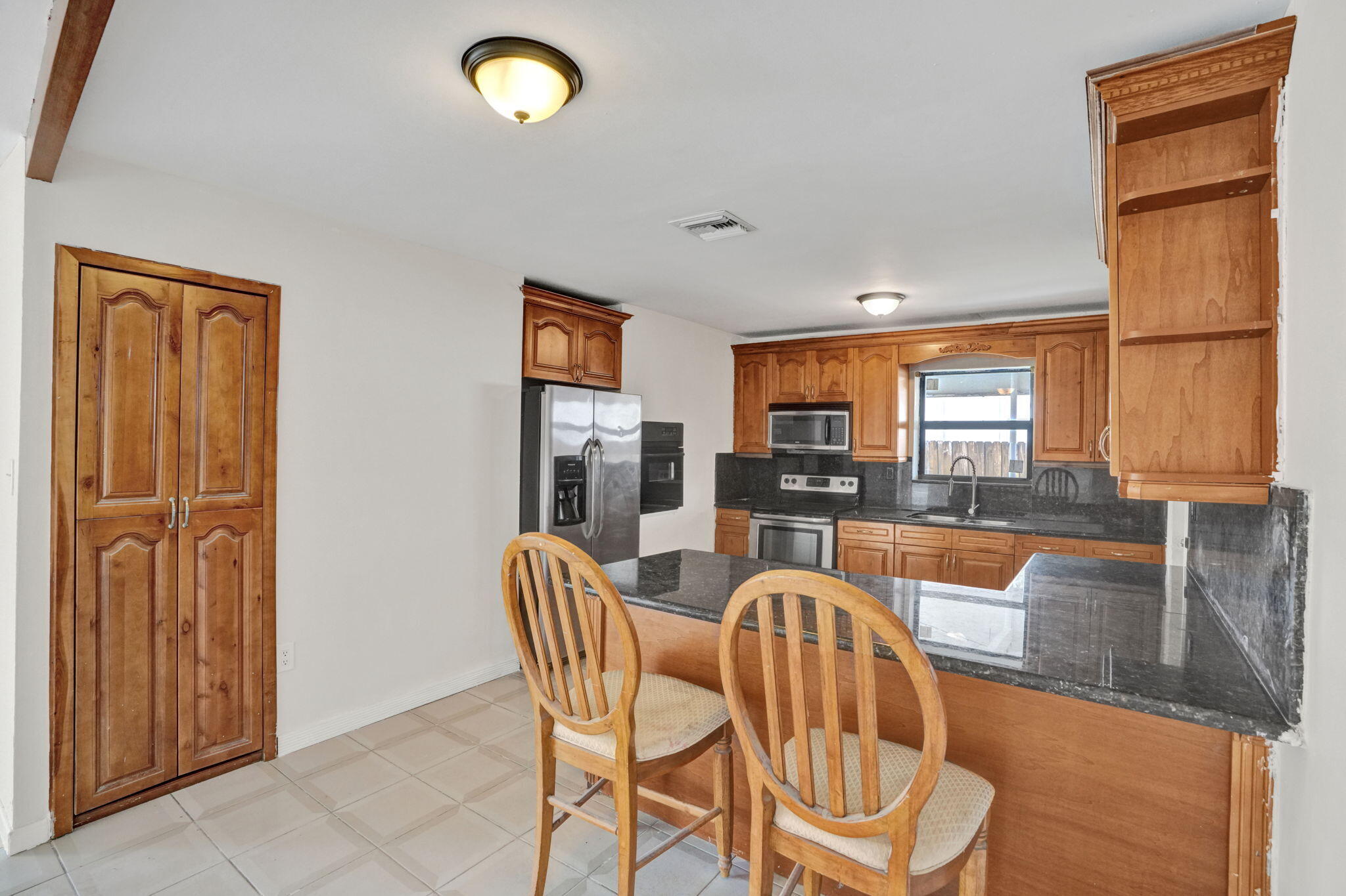 4901 SW 94th, Miami FL 33165