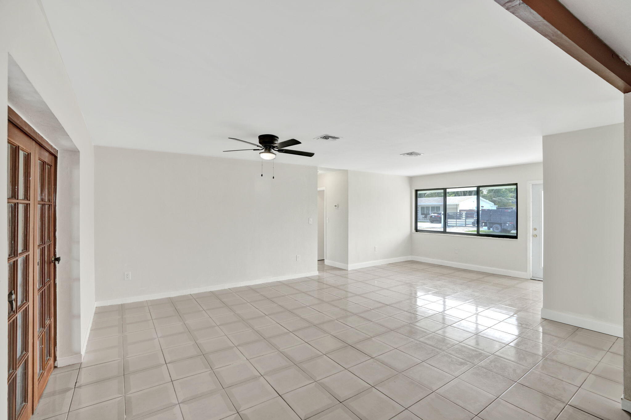 4901 SW 94th, Miami FL 33165