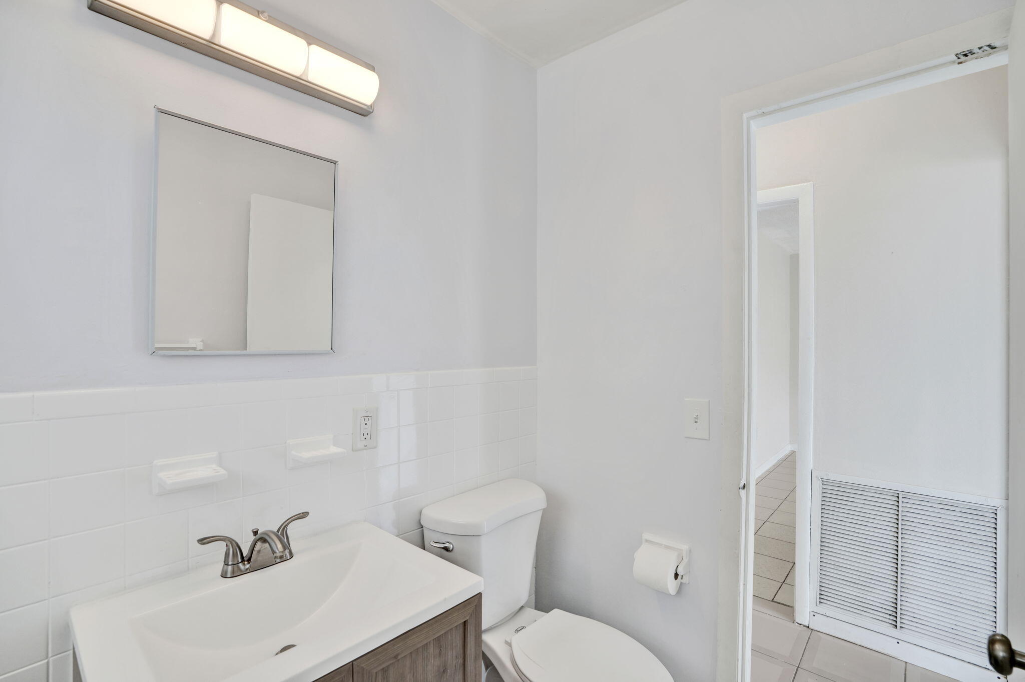 4901 SW 94th, Miami FL 33165