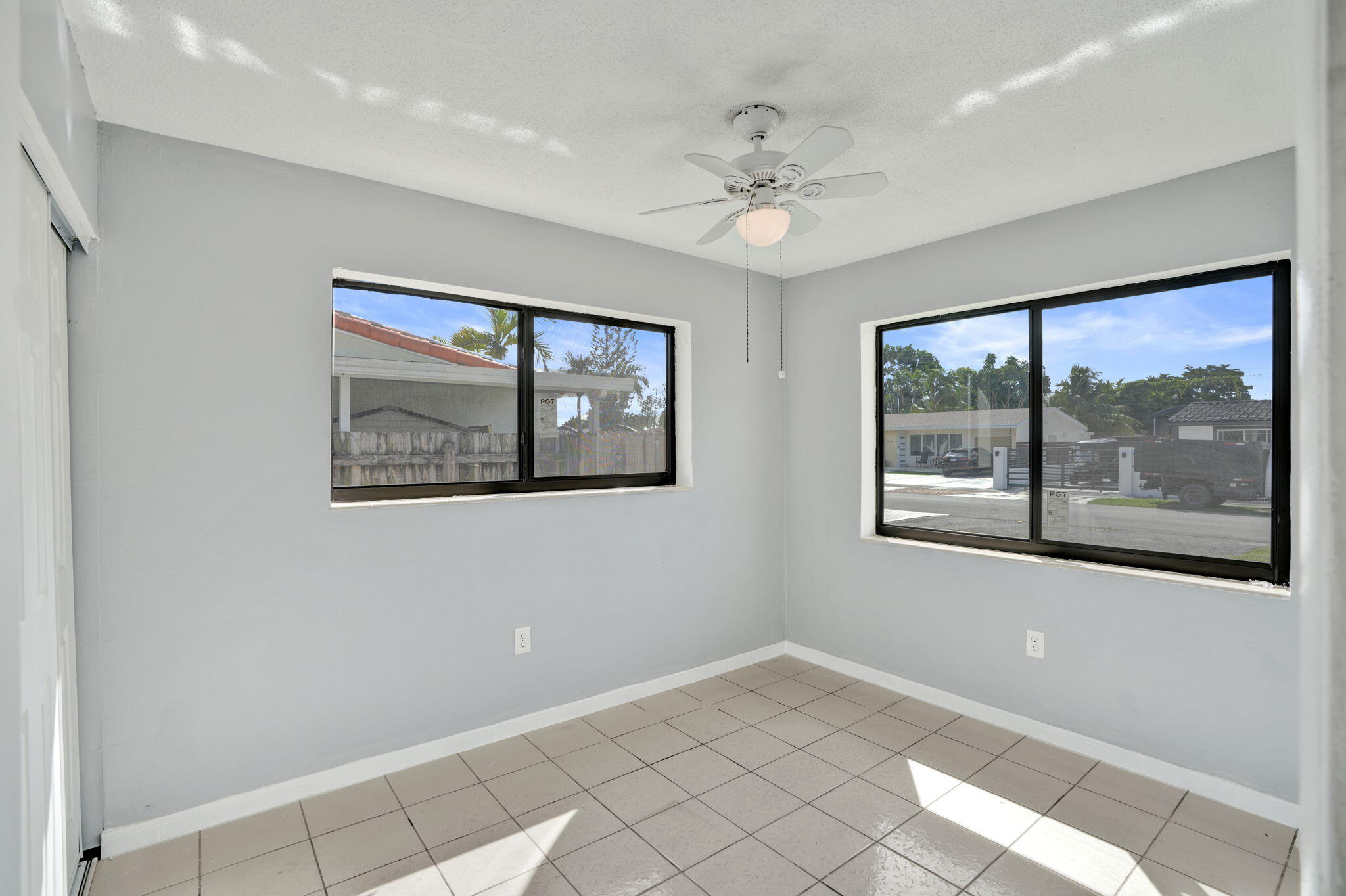 4901 SW 94th, Miami FL 33165