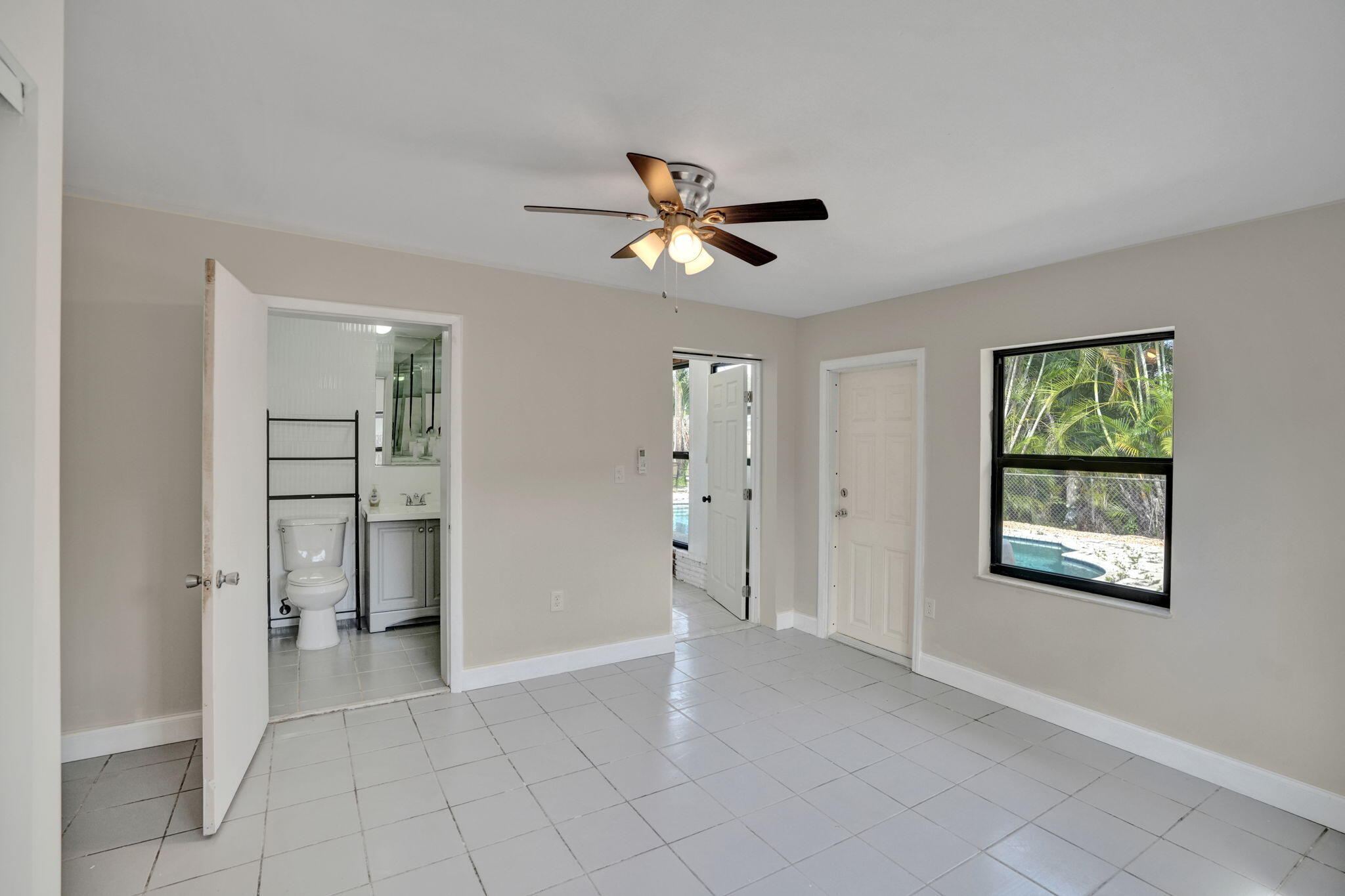 4901 SW 94th, Miami FL 33165