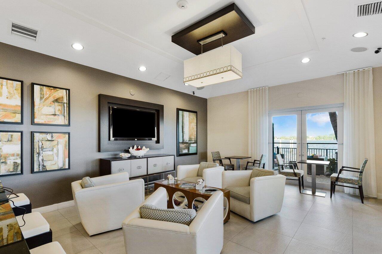 2700 N Federal #203, Boynton Beach FL 33435
