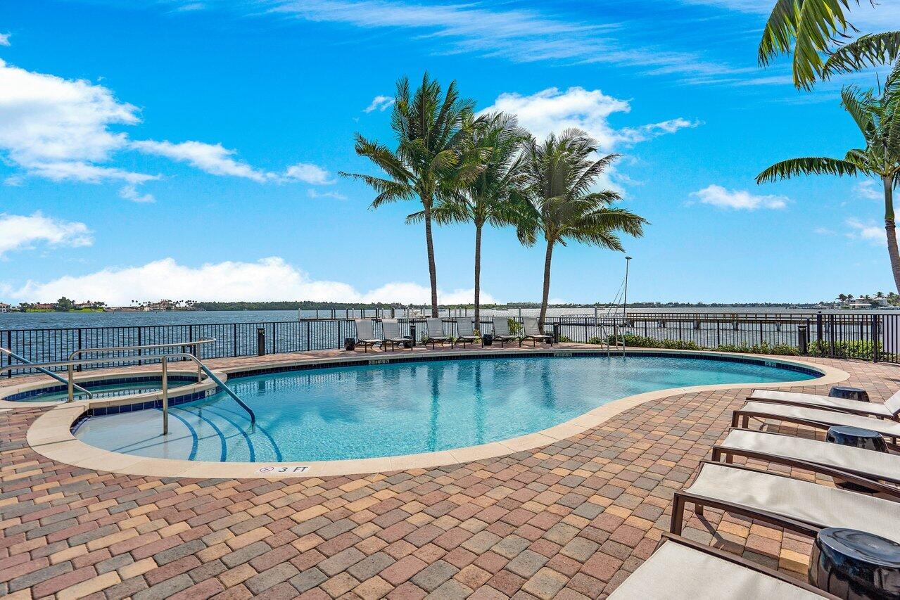 2700 N Federal #203, Boynton Beach FL 33435