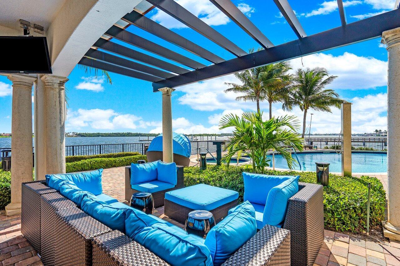 2700 N Federal #203, Boynton Beach FL 33435