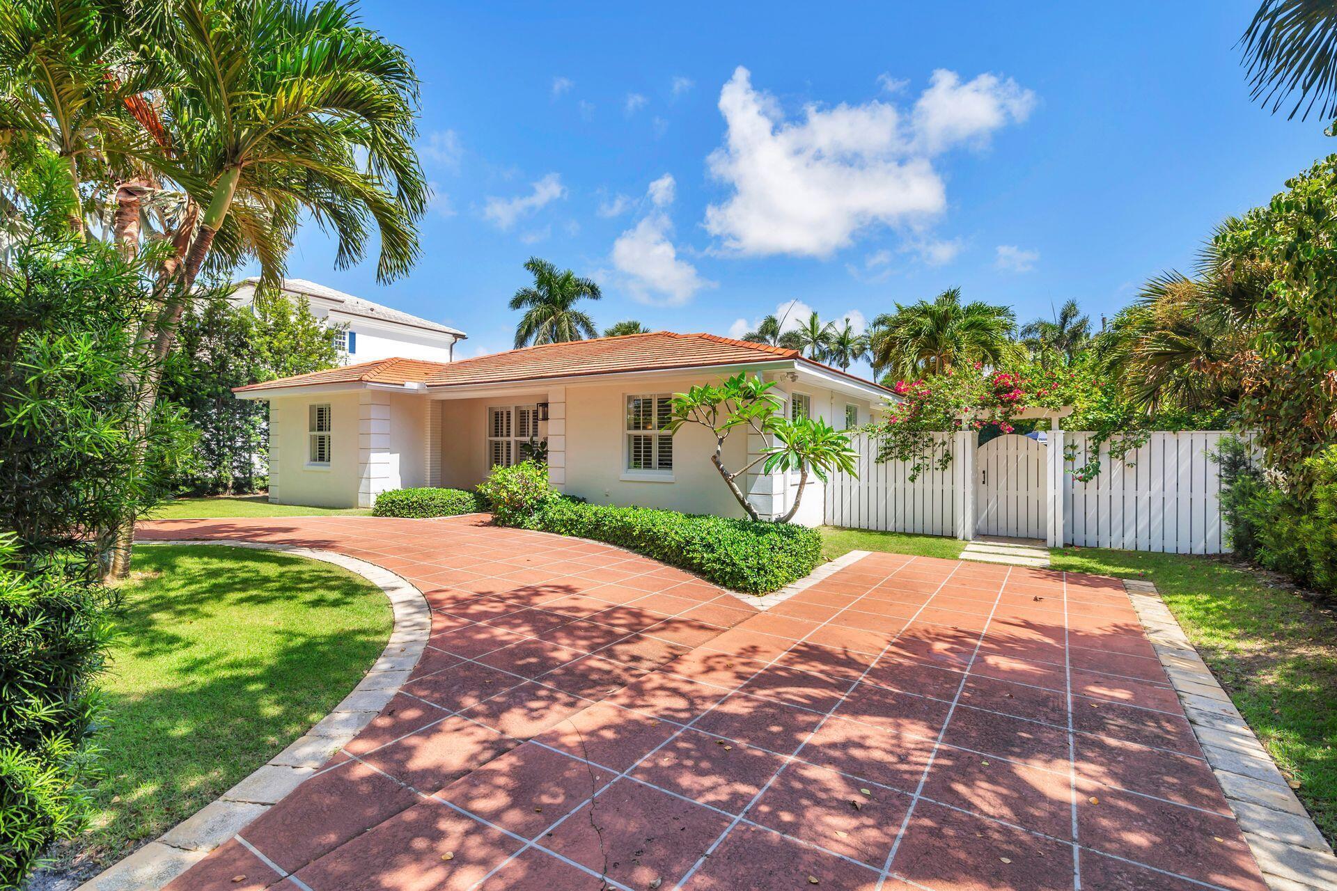 145 Seville, West Palm Beach FL 33405