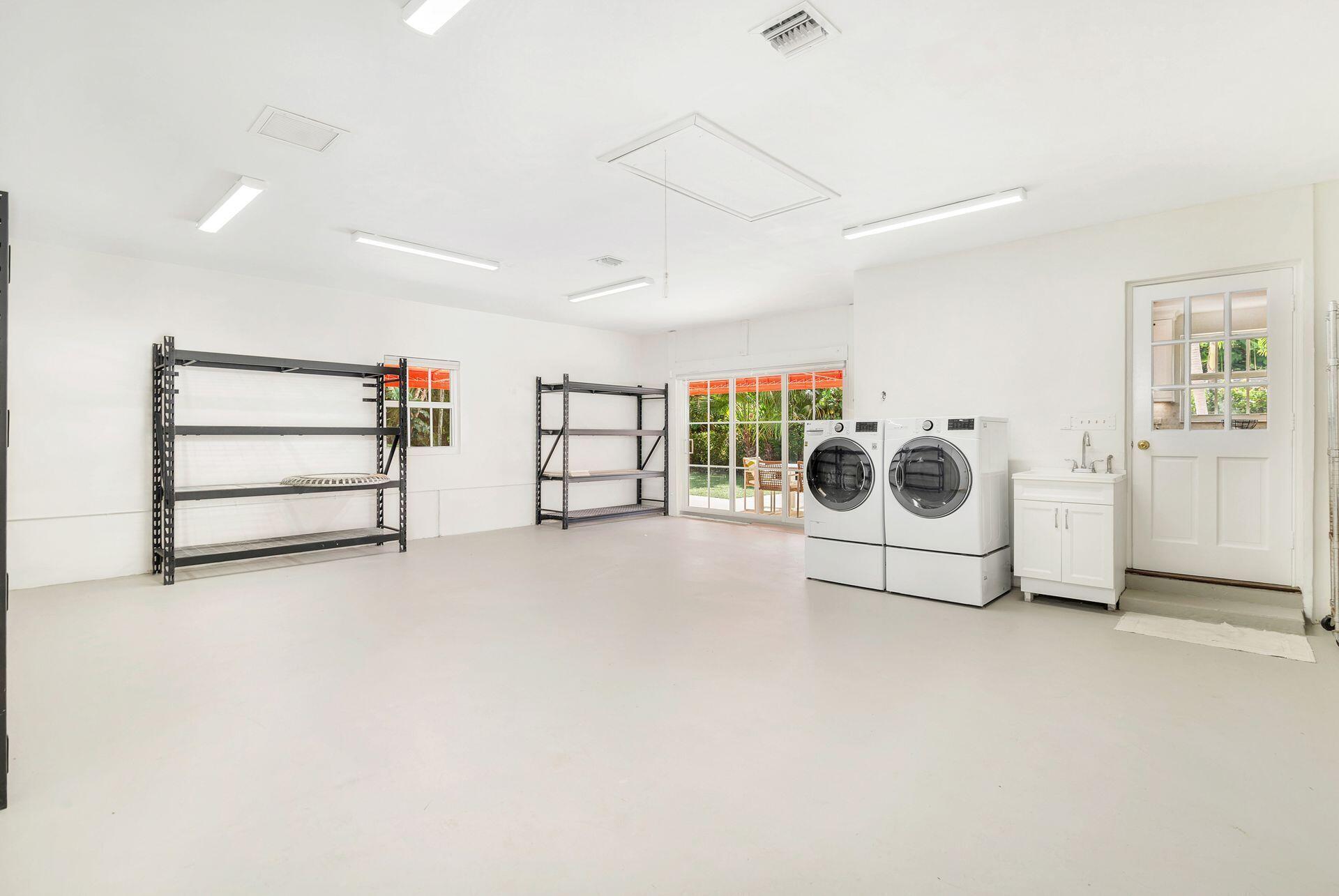 145 Seville, West Palm Beach FL 33405