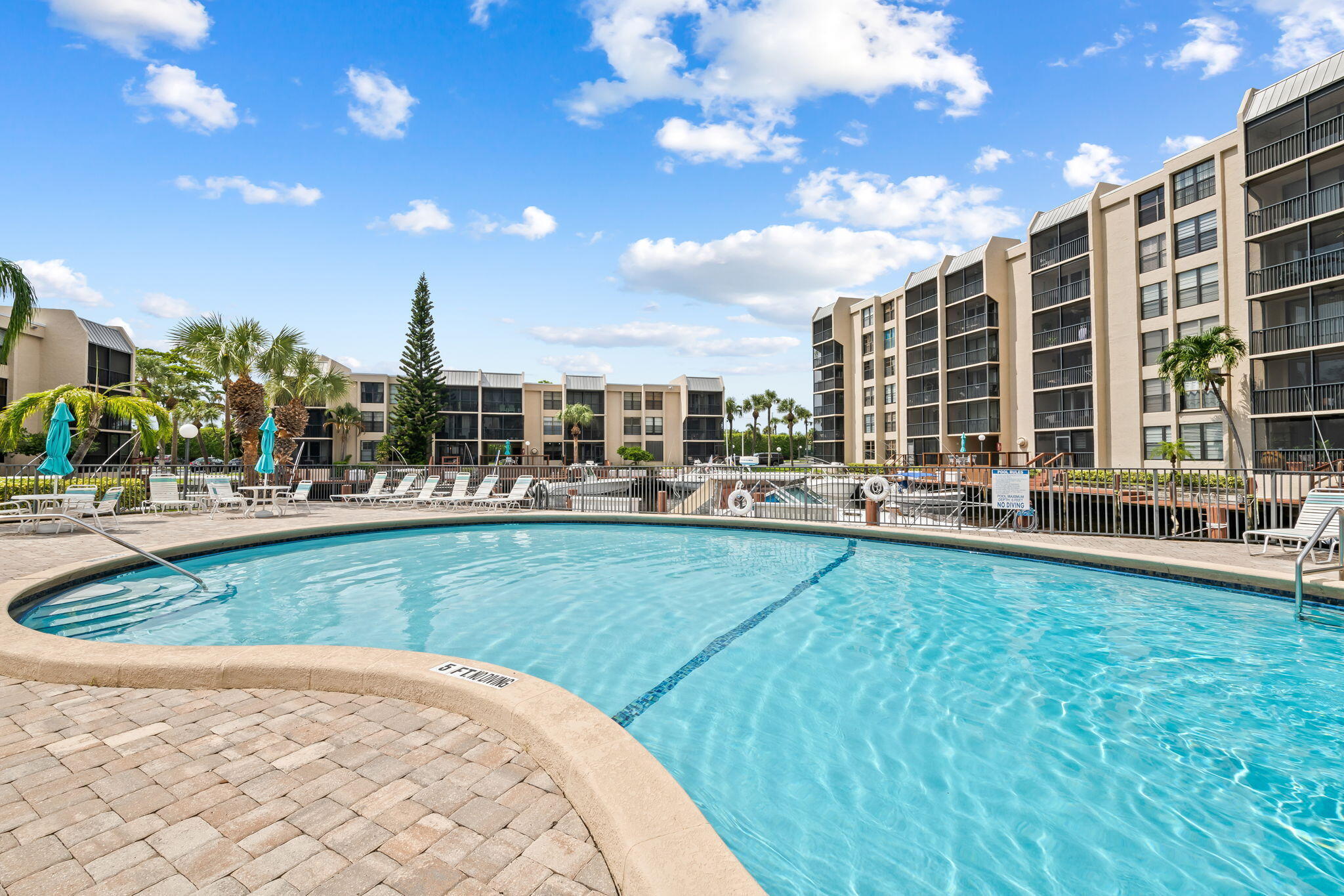 8 N ROYAL PALM #6040, Boca Raton FL 33432