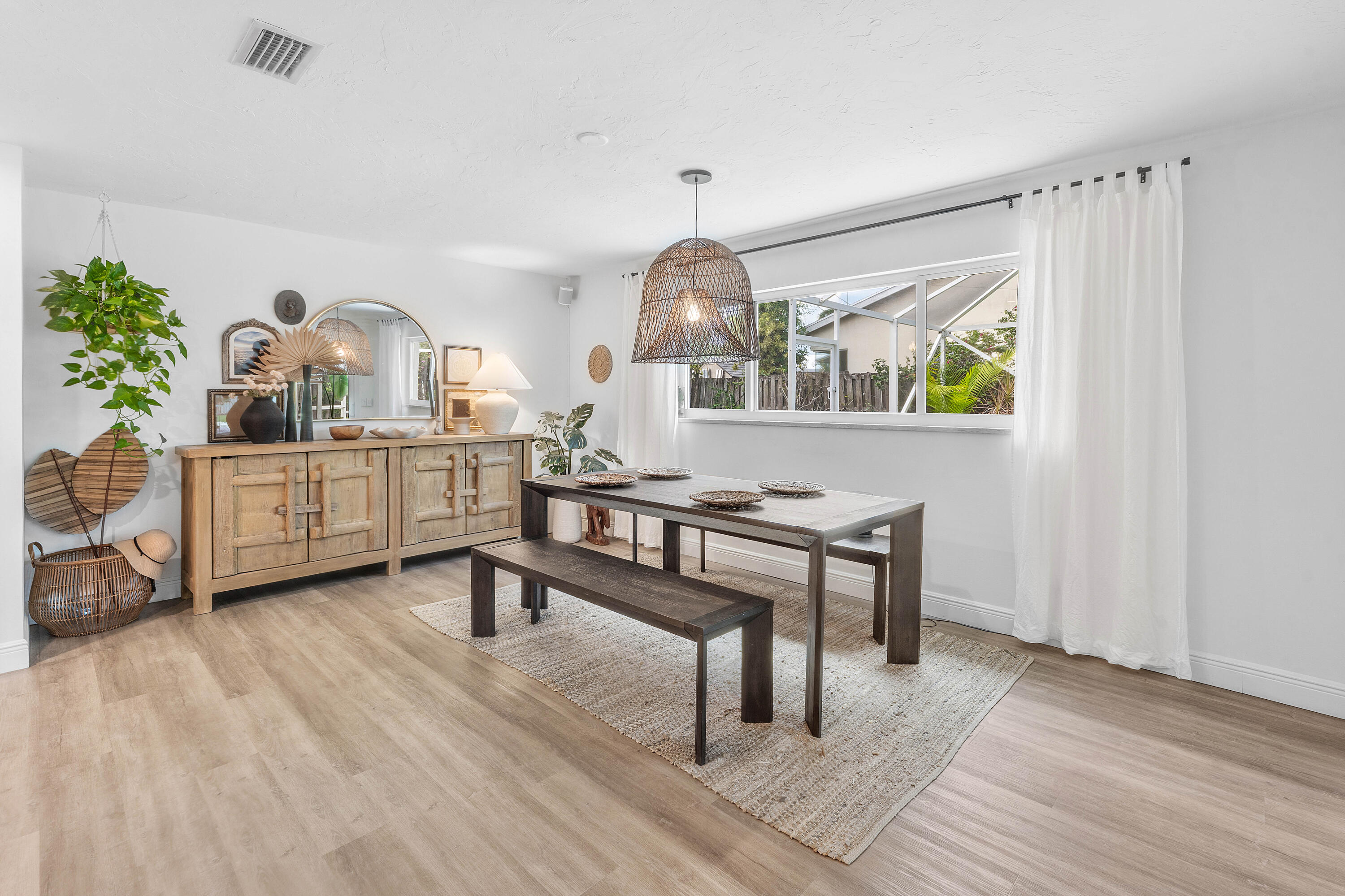 317 DALY, Tequesta FL 33469