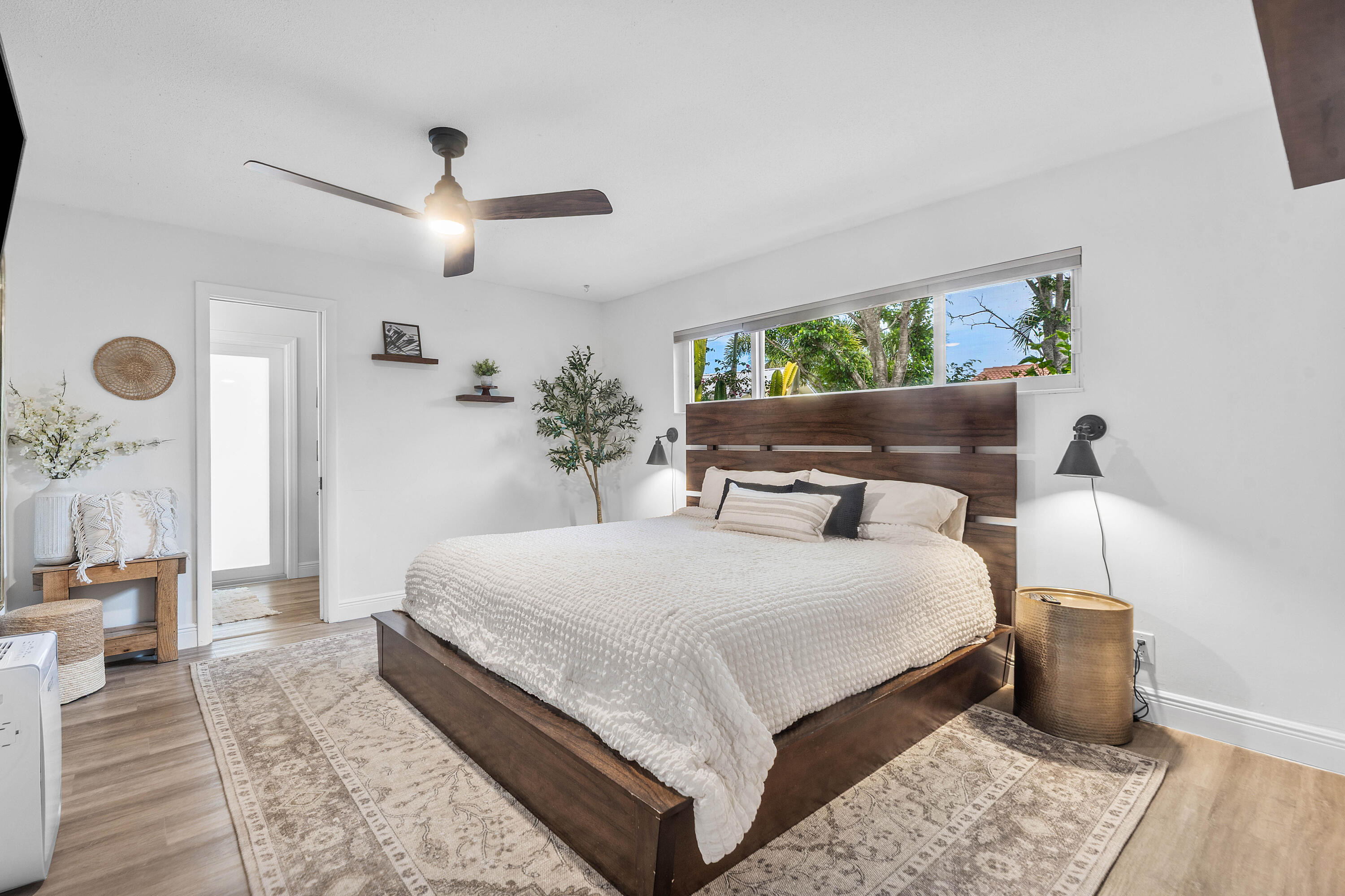 317 DALY, Tequesta FL 33469