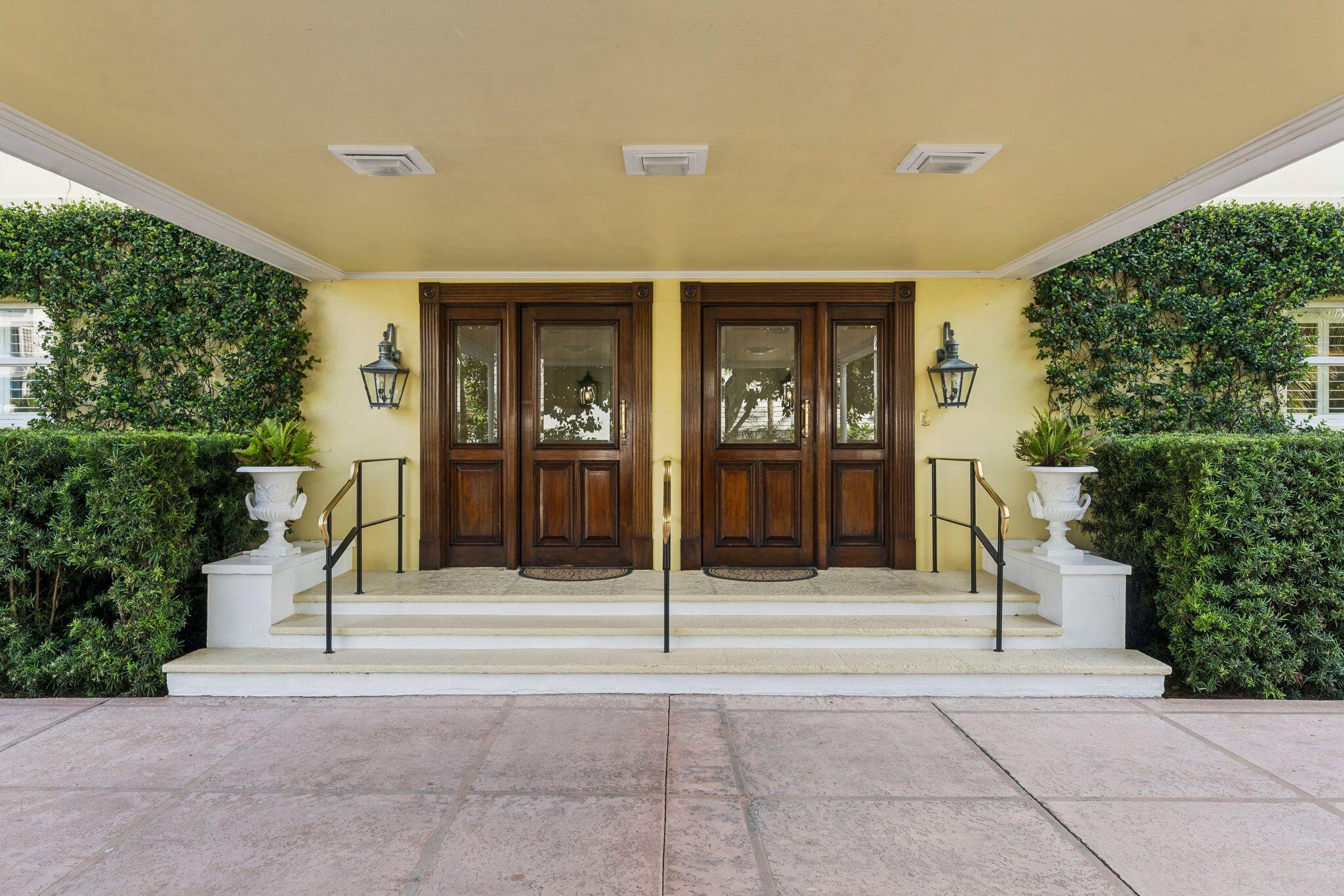 425 WORTH #2F, Palm Beach FL 33480