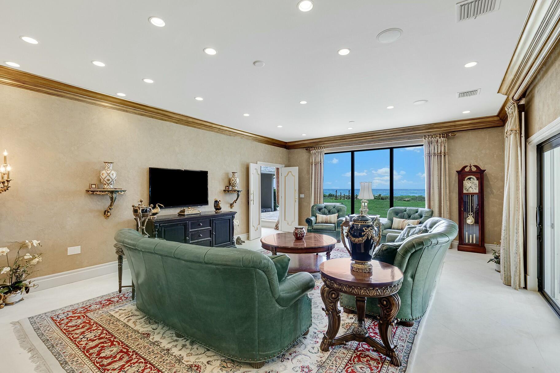 477 S Beach, Jupiter Island FL 33455