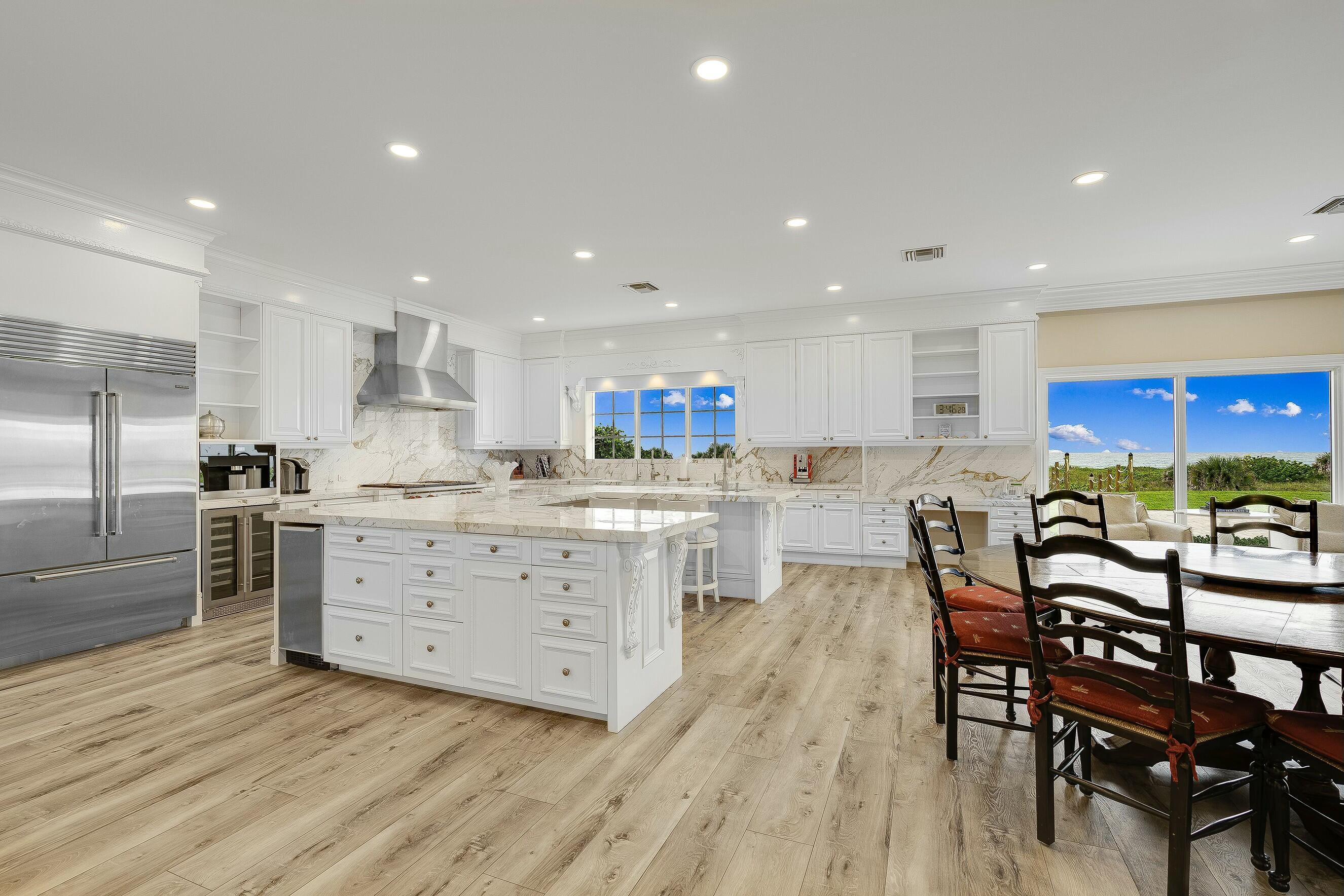 477 S Beach, Jupiter Island FL 33455