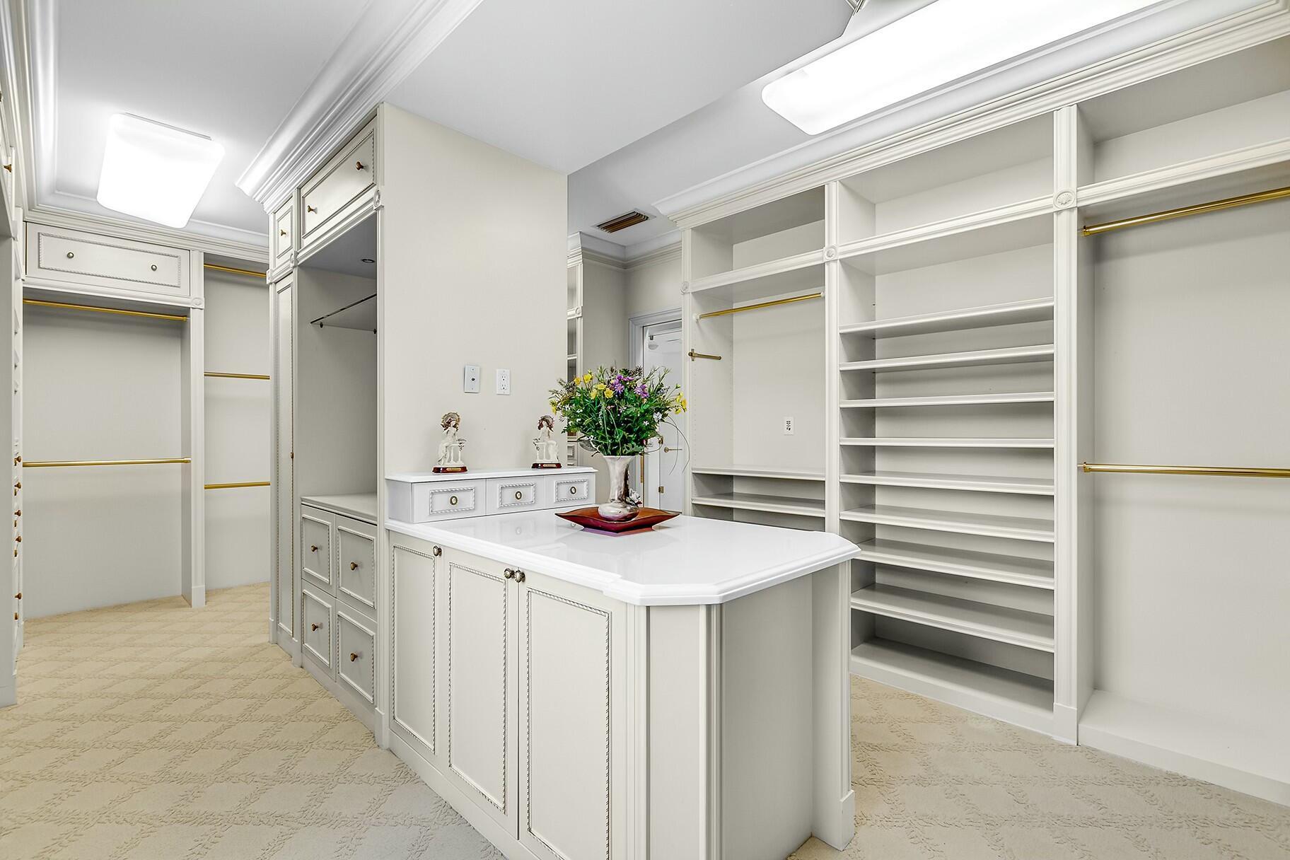 477 S Beach, Jupiter Island FL 33455
