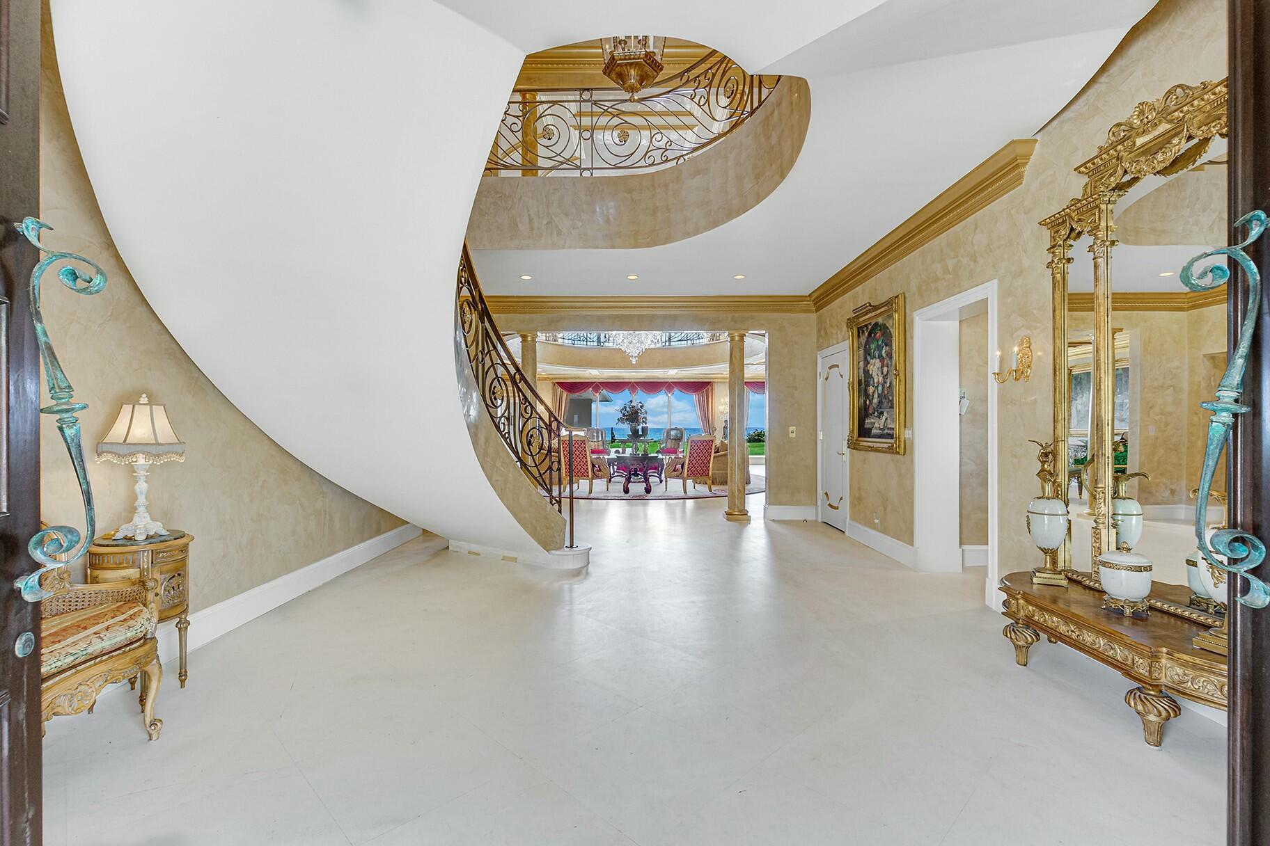 477 S Beach, Jupiter Island FL 33455
