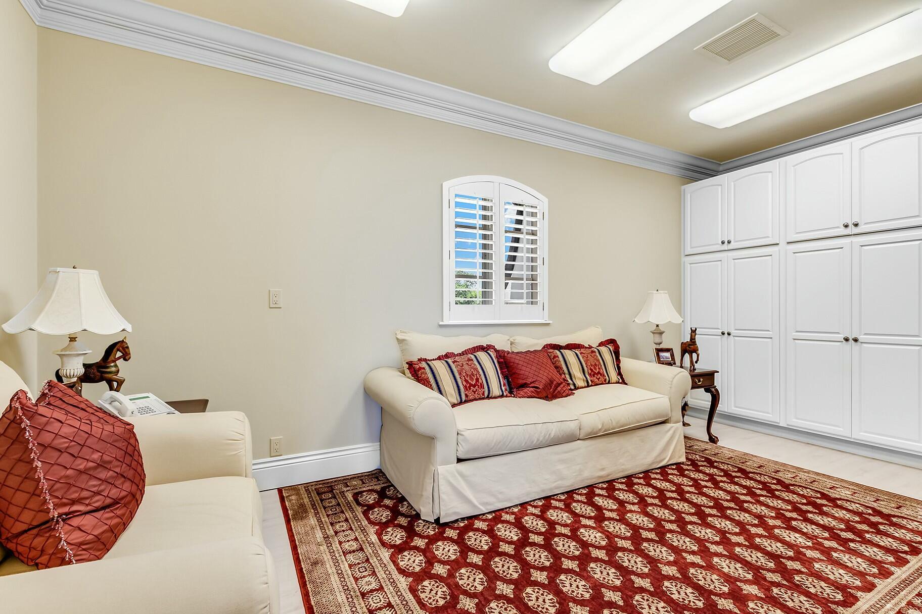 477 S Beach, Jupiter Island FL 33455