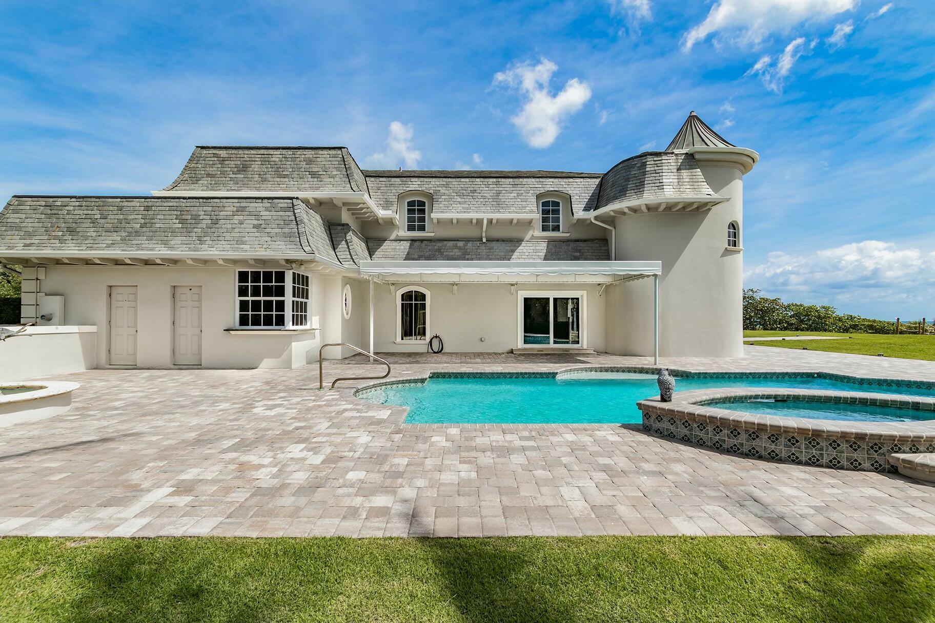 477 S Beach, Jupiter Island FL 33455