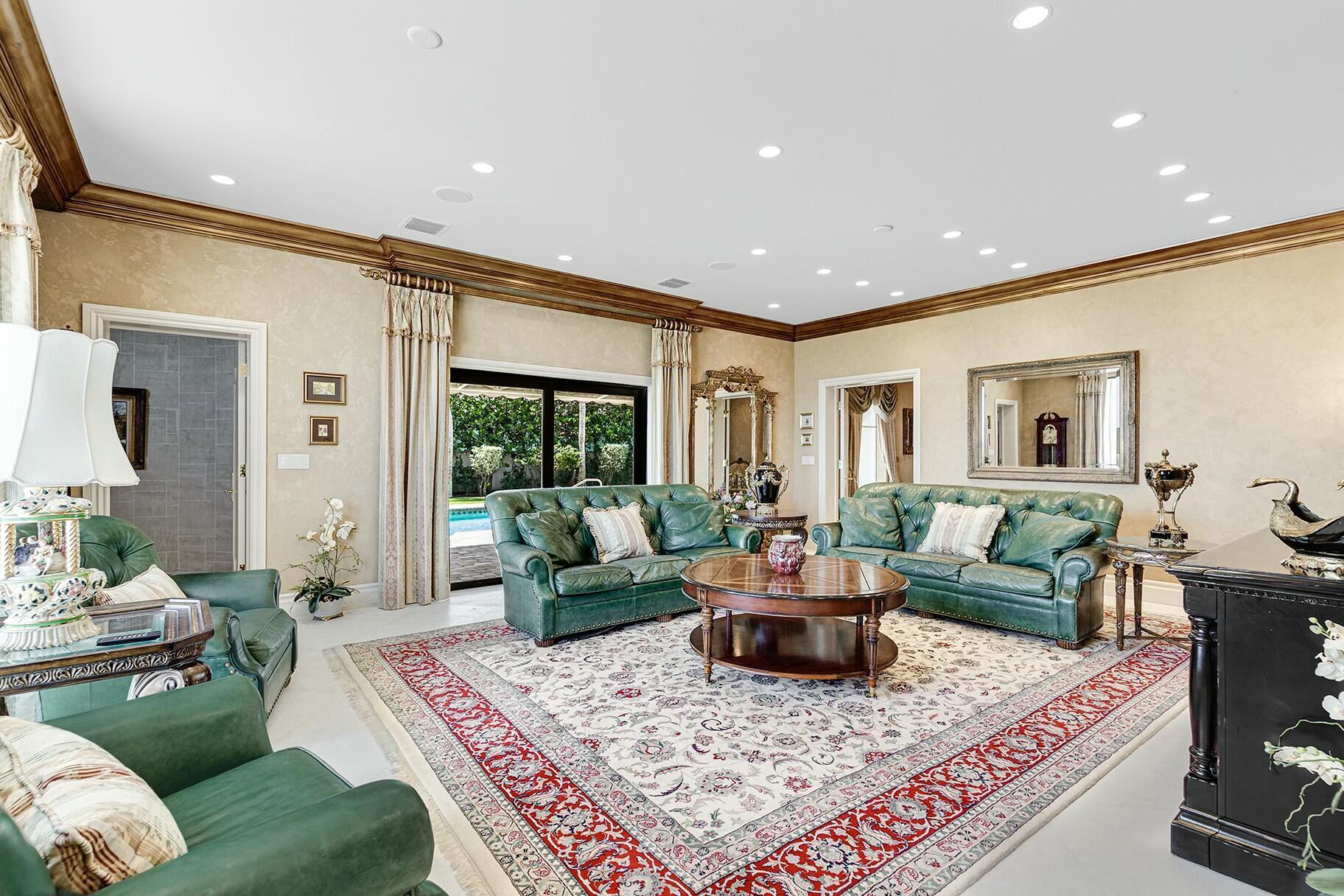 477 S Beach, Jupiter Island FL 33455