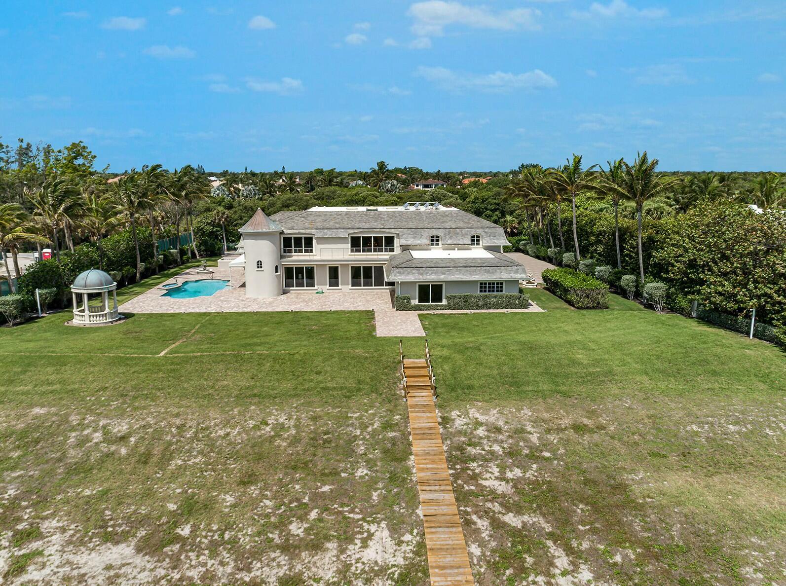 477 S Beach, Jupiter Island FL 33455