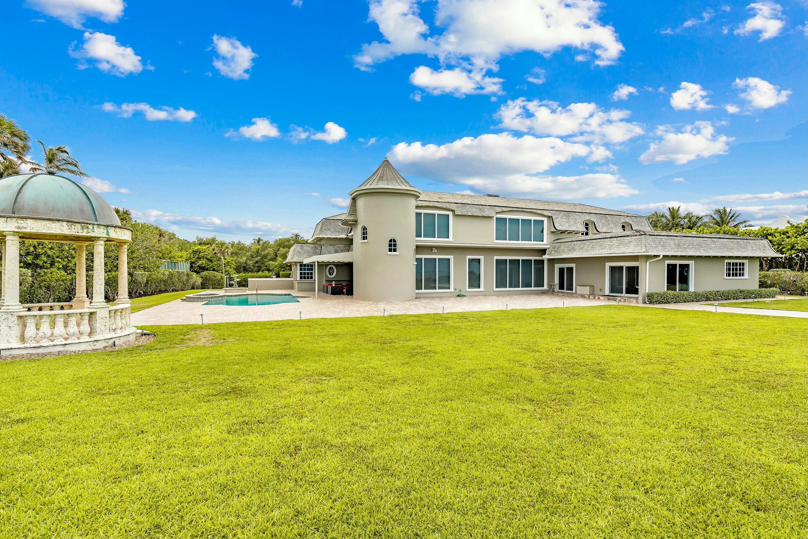 477 S Beach, Jupiter Island FL 33455