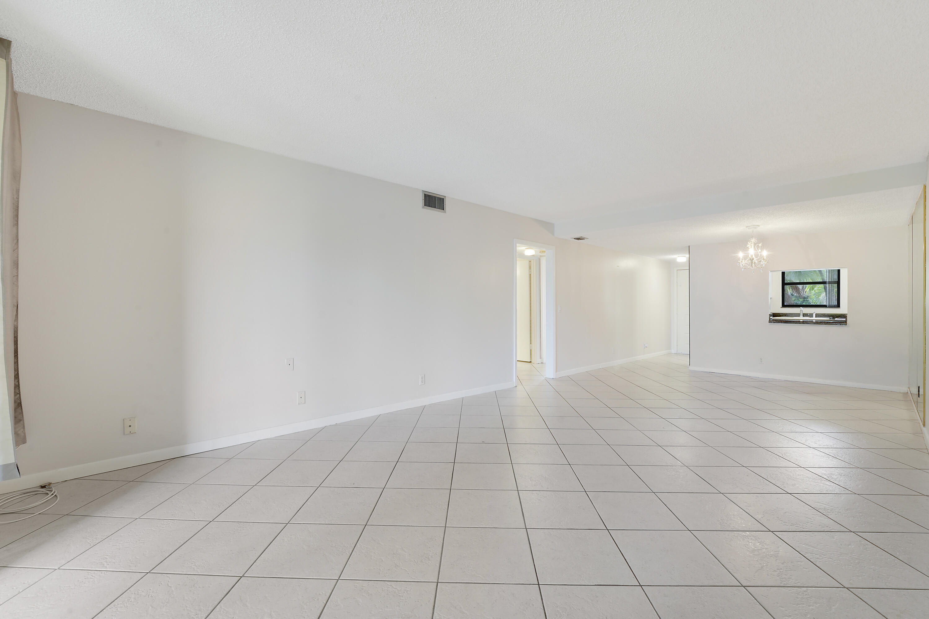 890 N FEDERAL #208, Lantana FL 33462