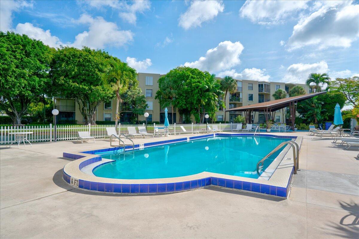 890 N FEDERAL #208, Lantana FL 33462