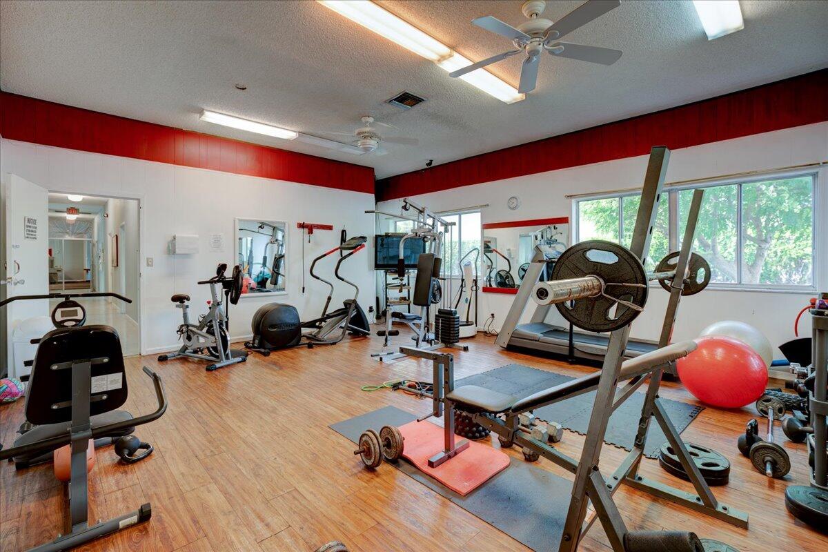 890 N FEDERAL #208, Lantana FL 33462