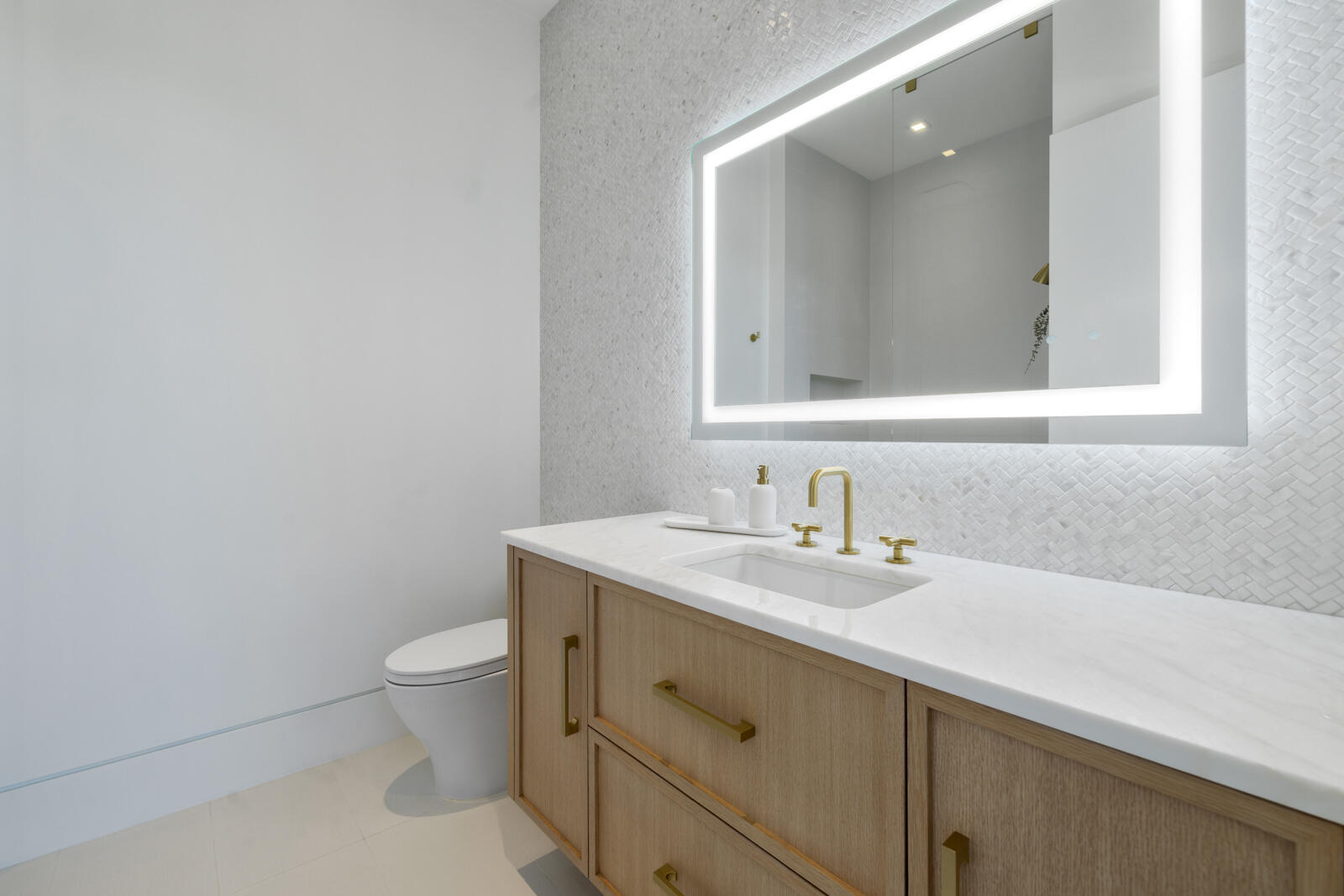 2423 Castilla, Fort Lauderdale FL 33301